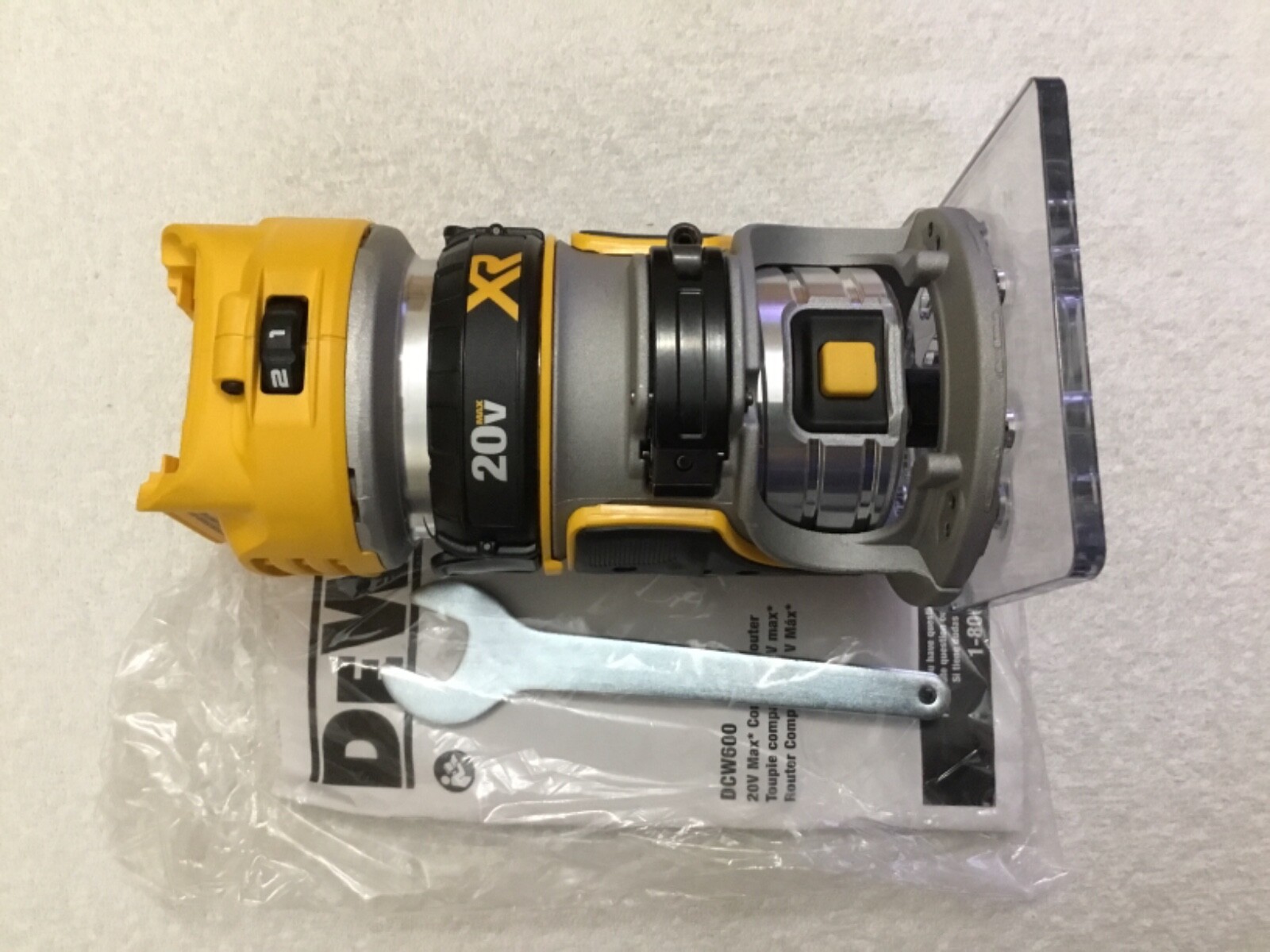 New Dewalt DCW600B 20V Max XR Brushless Cordless Compact Router (Bare Tool)