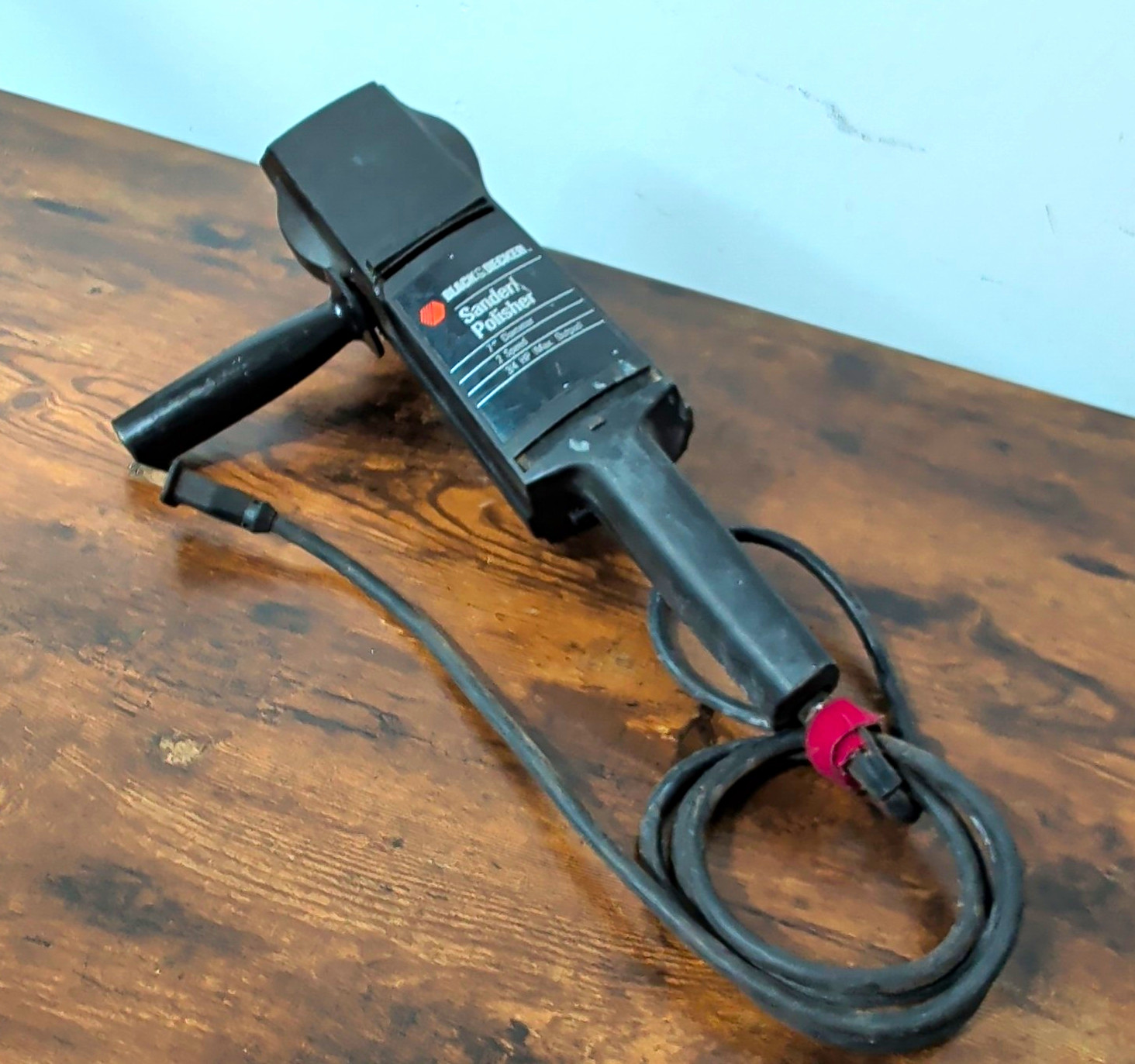 BLACK+DECKER 9531 Type 2 7in Sander/Polisher 2-Speed Corded 120V