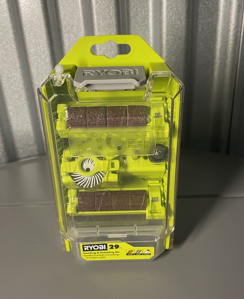 Ryobi A90AS29 29 Piece Sanding & Polishing Kit