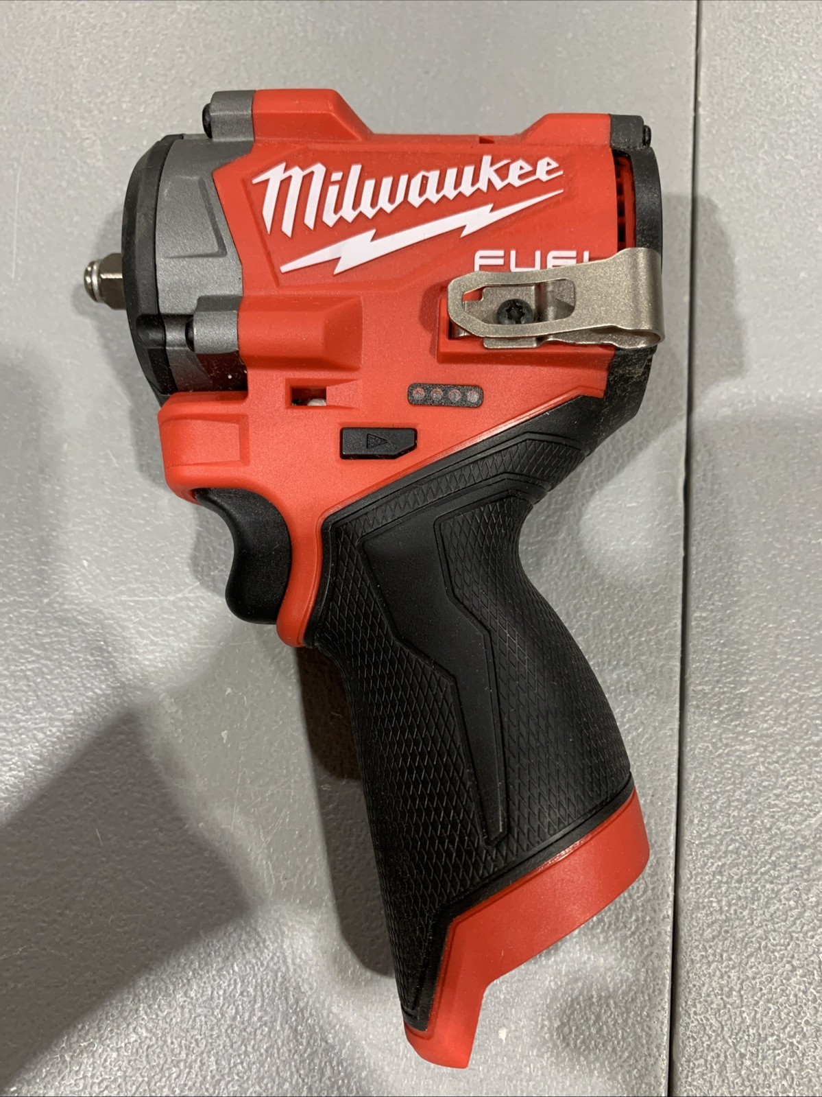 Milwaukee 3/8 Friction Ring Impact Wrench