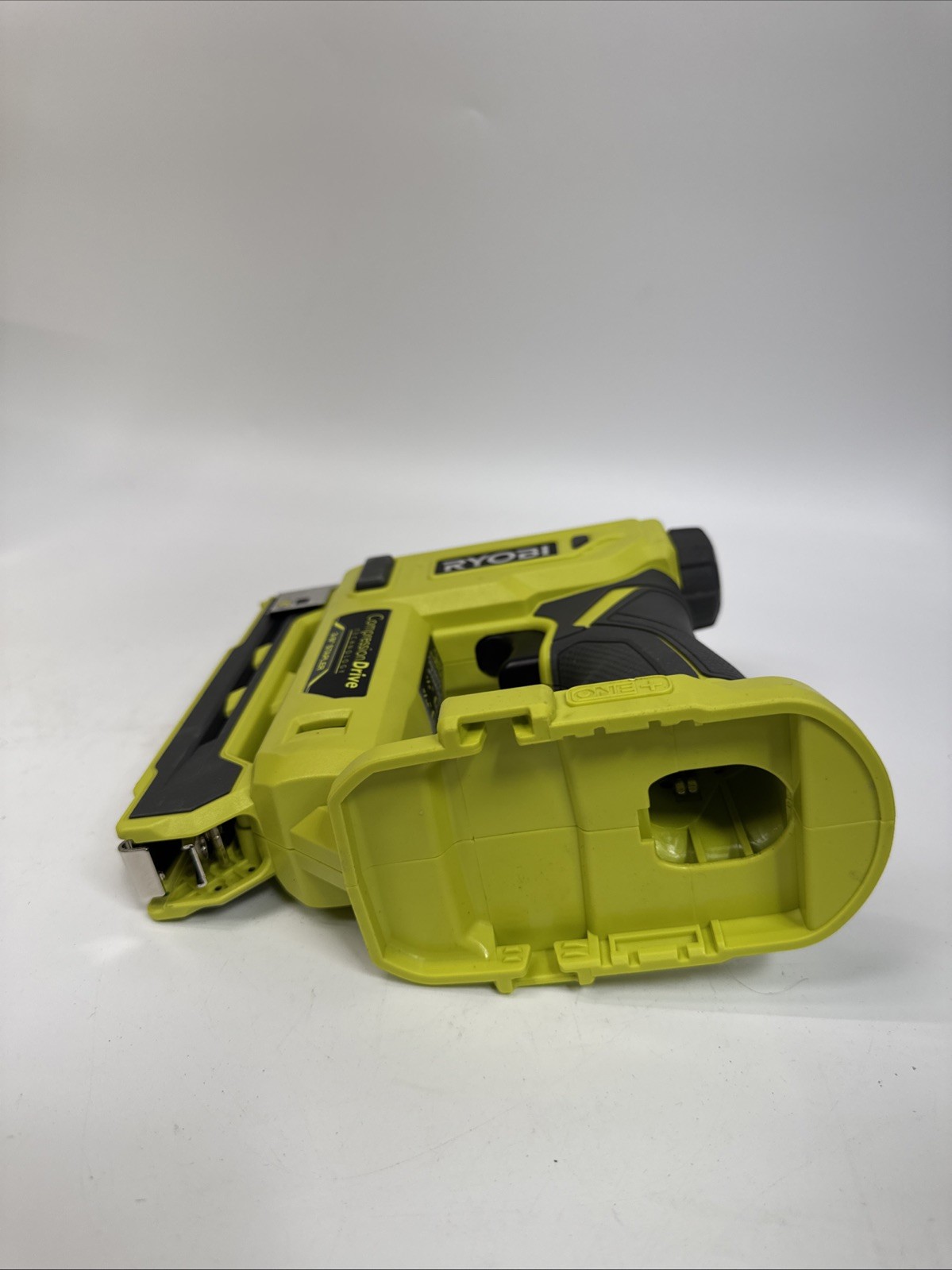 Ryobi P317 18V ONE+ Cordless Compression Drive 3/8 inch Crown Stapler L37