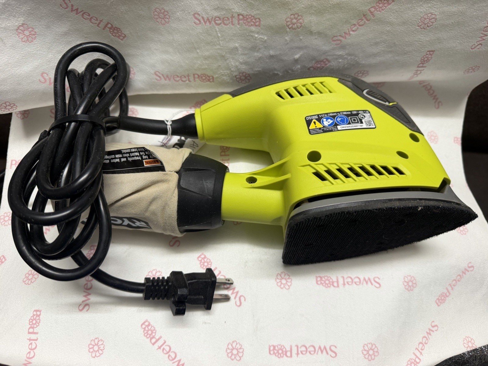 Ryobi CFS1503G 5.5&Prime; Corner Cat Finish Sander Kit w/ Case Pads Tested OEM