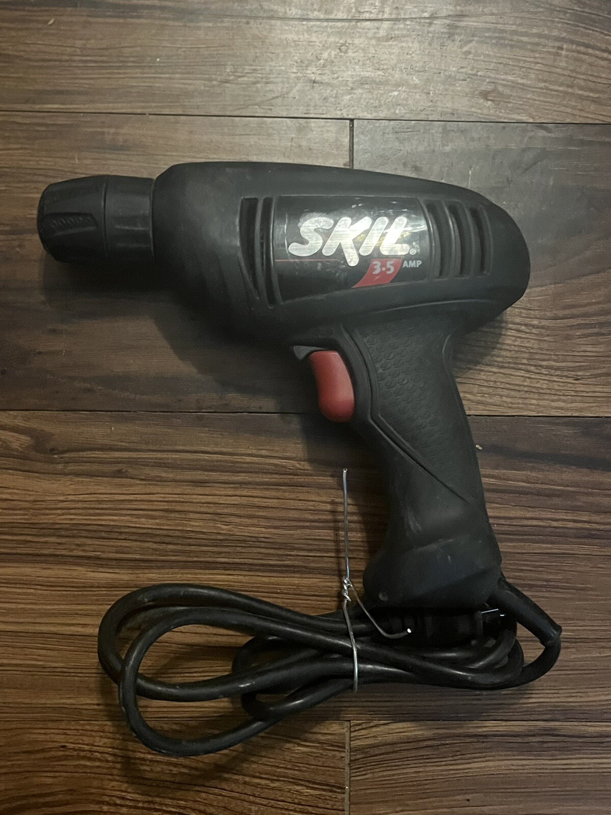 SKIL 6130 3/8&Prime; REVERSIBLE DRILL KEYLESS CHUCK 3.5A MOTOR AT 2900 RPM