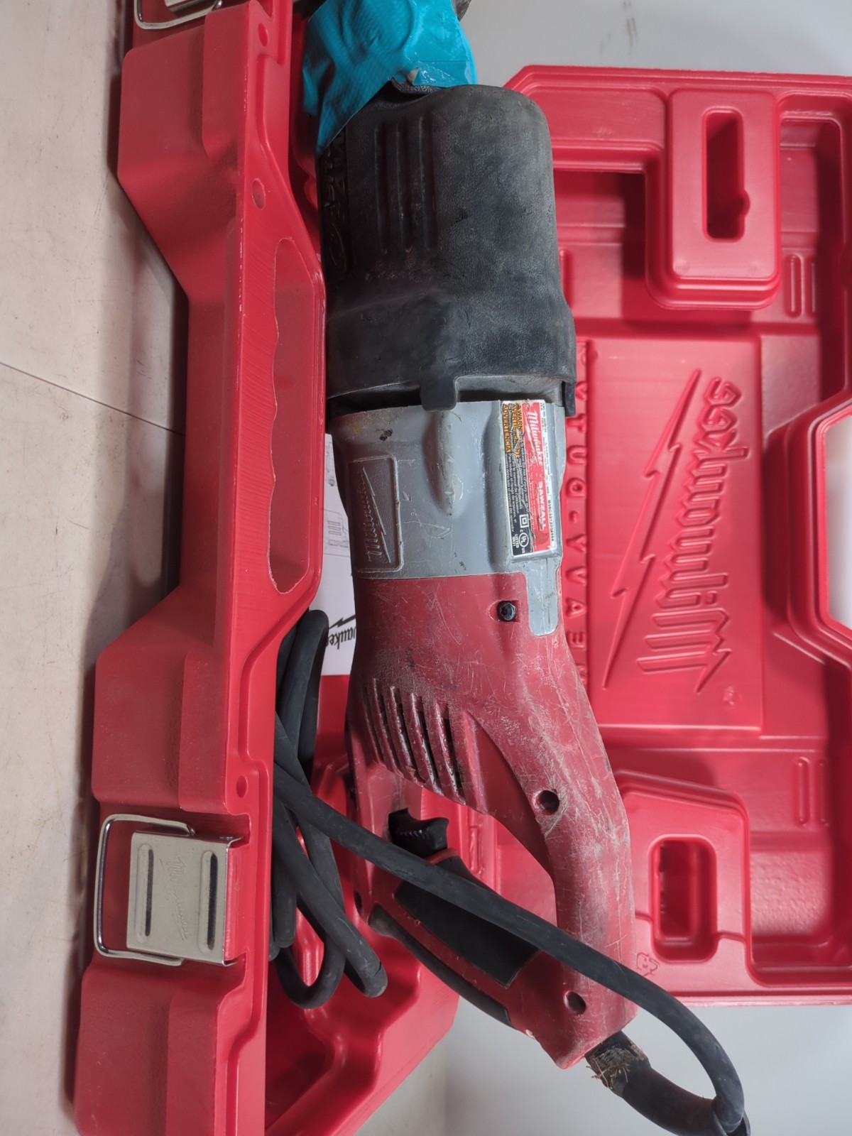 Milwaukee 6538-21 BROKEN 15 Amp Super Sawzall Reciprocating Saw BROKEN
