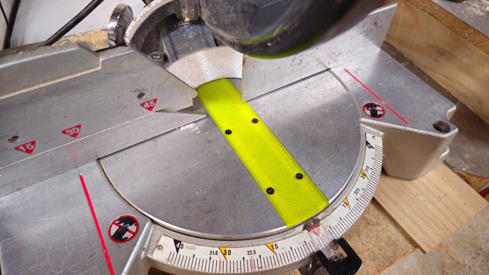 Zero Clearance Throat Plate Insert for Craftsman and Ryobi miter saw