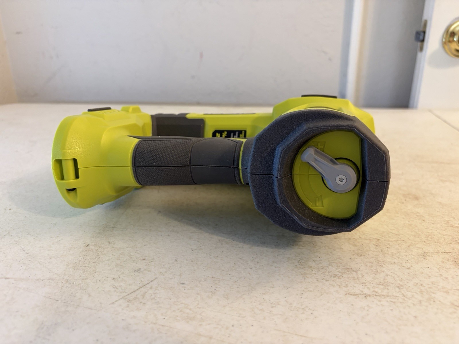 PARTS OR REPAIR – RYOBI ONE+ 18V 18-Gauge AirStrike Brad Nailer P321