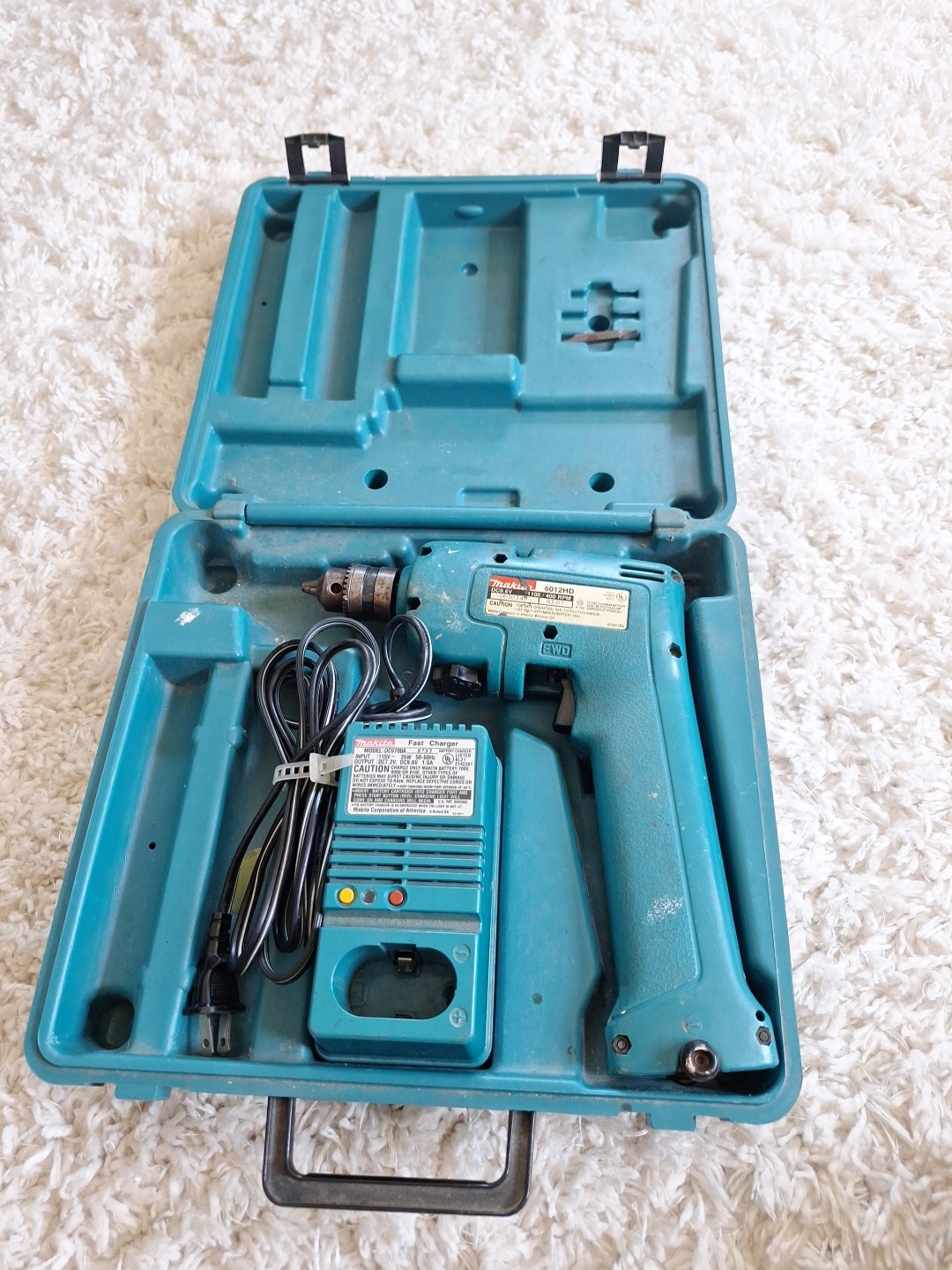 Makita Cordless Drill Model: 6012HD DC9.6V 1100/400RPM No Battery Not Tested