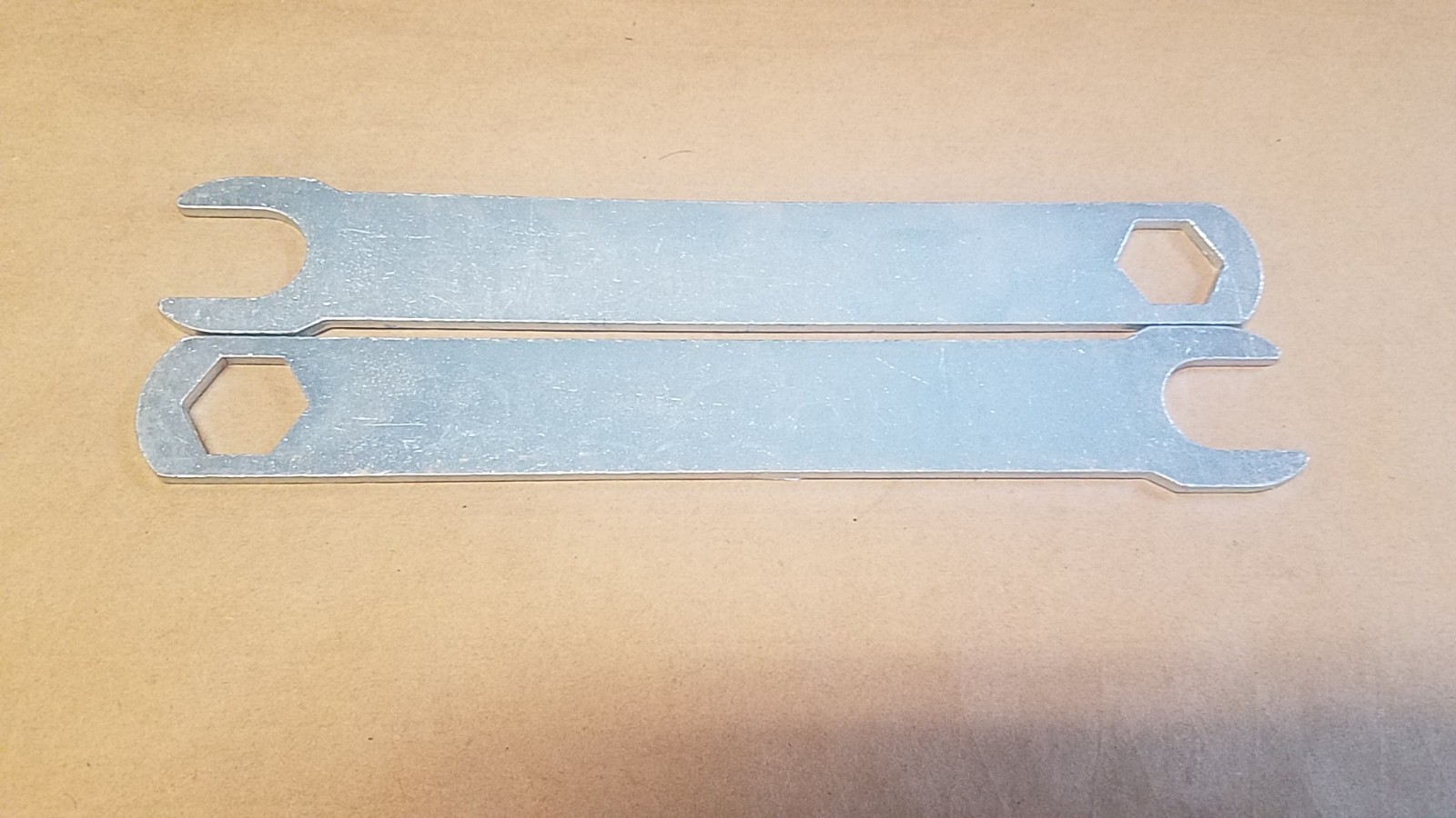 Set of two tablesaw Arbor Wrenches 7/8&Prime; open, 7/8&Prime; hex (6-6)