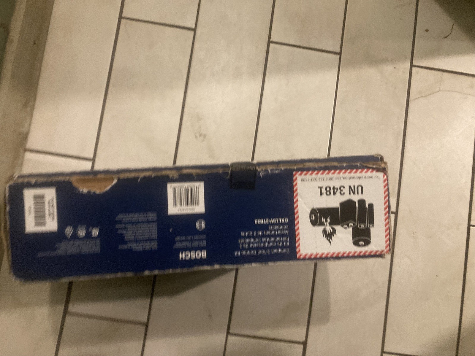 BOSCH GXL18V-27B22 Impact/Drill Drivers Kit w/2Batt,2.0 Ah 820FR5 BRAND NEW