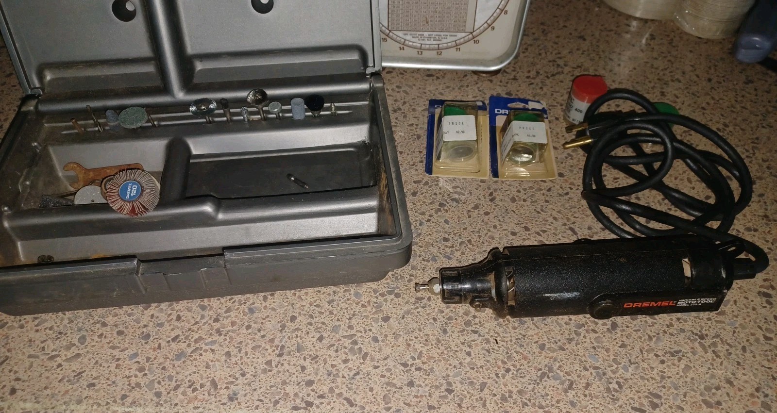 Vintage WORKING Dremel #370-6 Solid State Variable Speed Moto-Tool W/ Misc. Bits