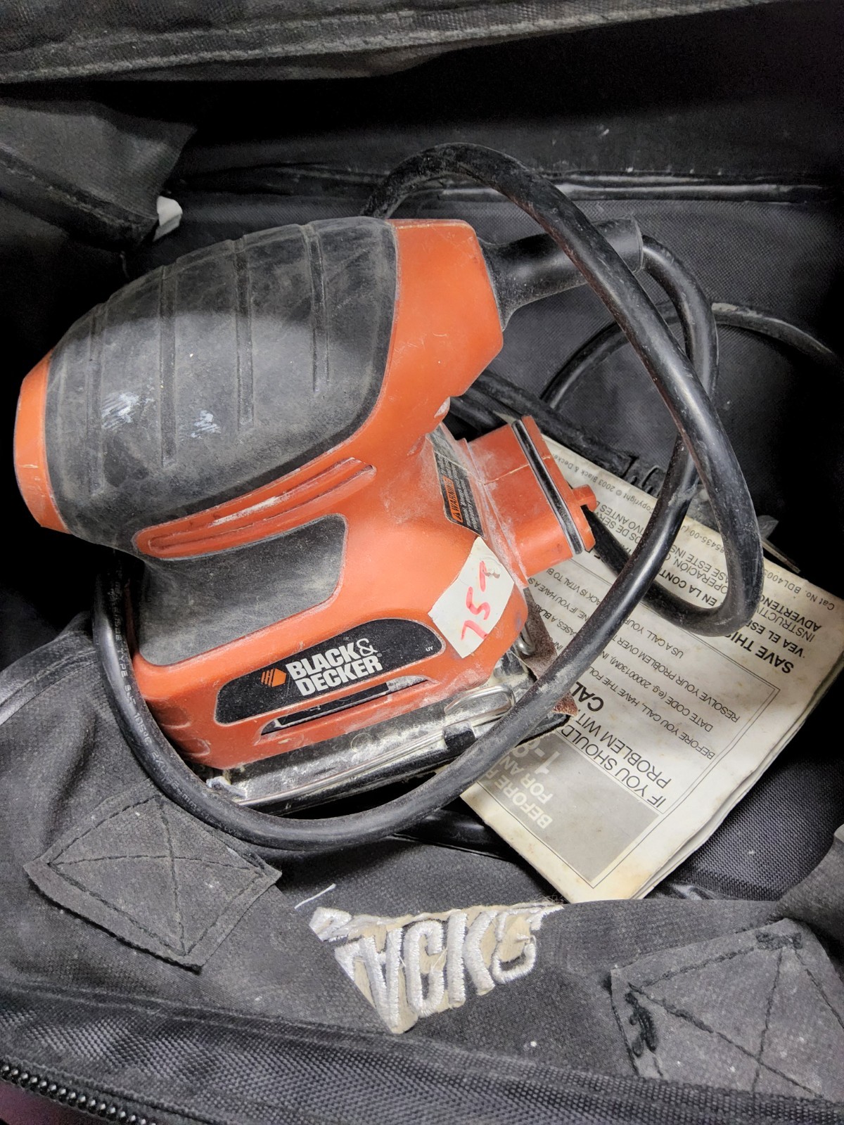 BLACK & DECKER 1/4 SHEET CORDED 2Amp FINISHING SANDER QS900 W/BAG WORKING