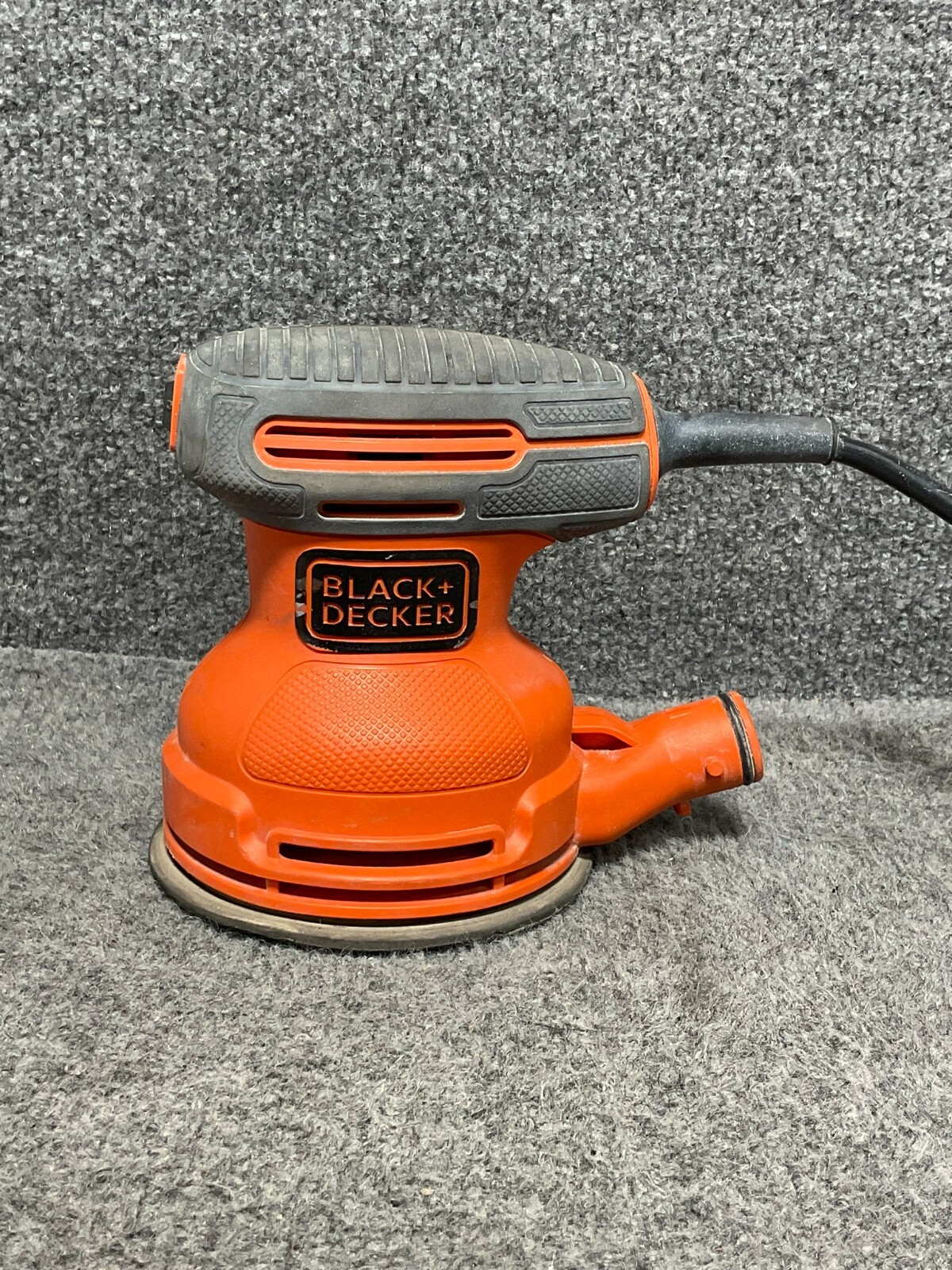 Black & Decker BDERO100 5&Prime; Random Orbit Sander 2.0A Used