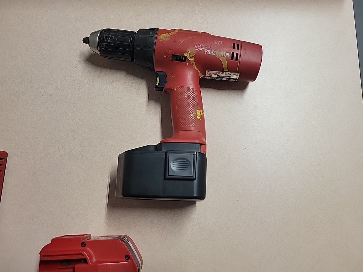 Milwaukee Drill 0512-21 14.4V 1/2” Driver Drill w/Battery & 9.6-18 Volt Charger