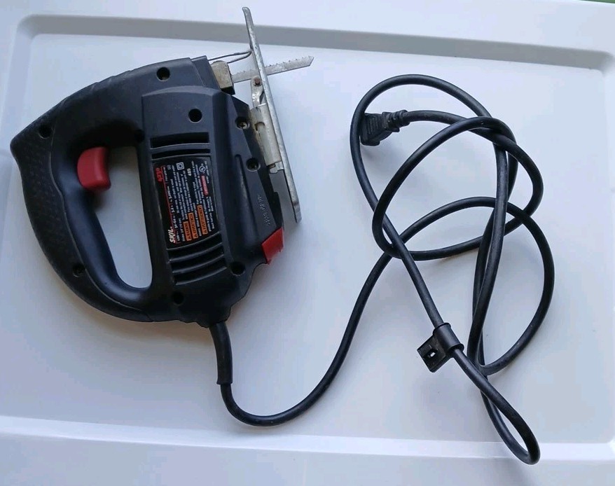 4230 Skil 3.2 Amp Jigsaw tested and working