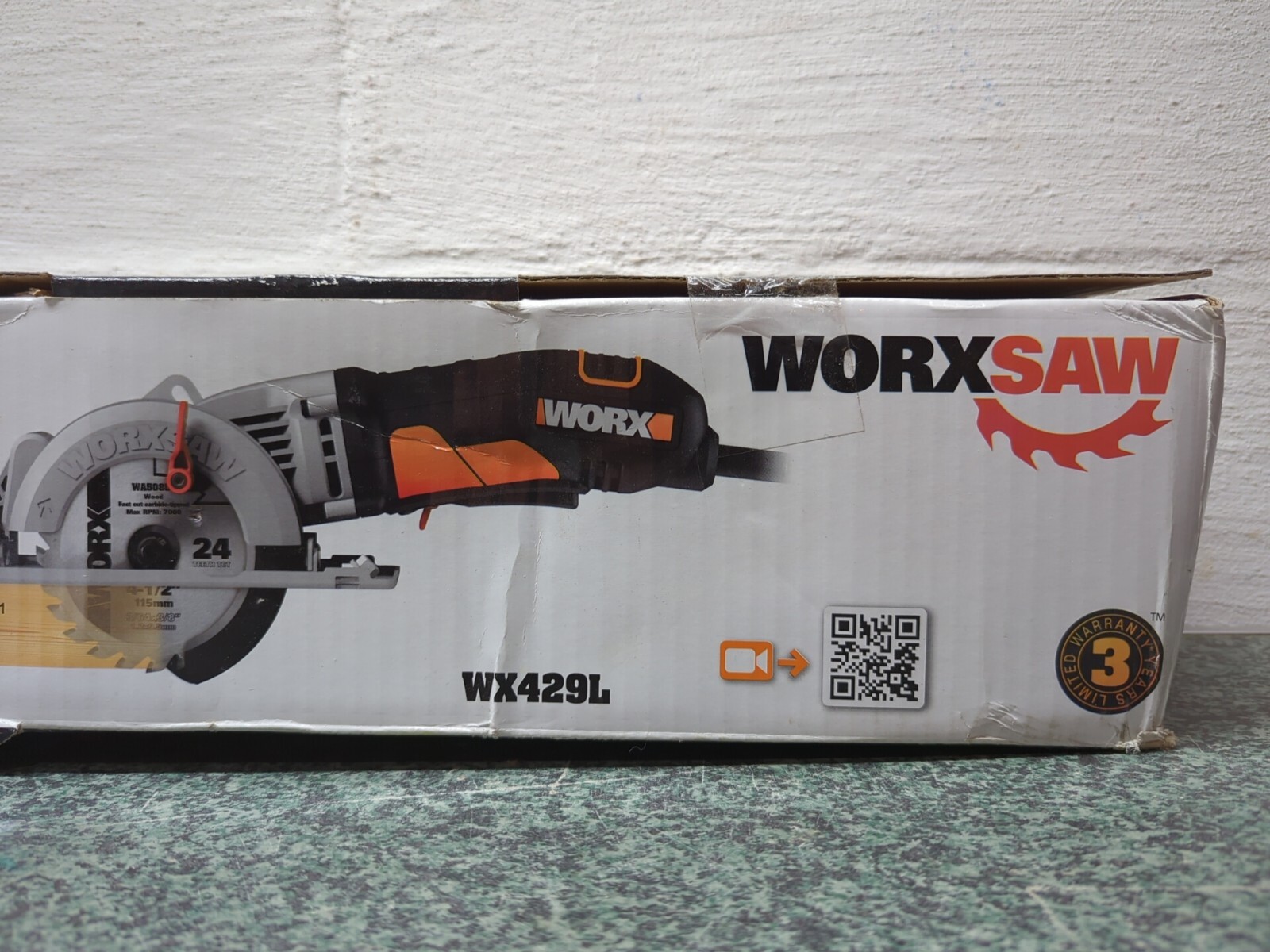 WORX WX429L WORXSAW 4-1/2&Prime; 4.5 AMP Corded Compact Circular Saw