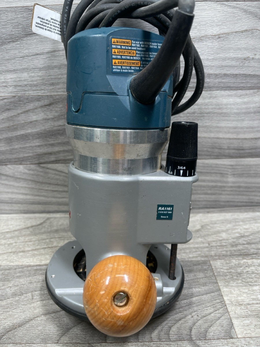 Bosch 1617EVSPK Plunge and Fixed Base Router Combo Kit (A1D033000)