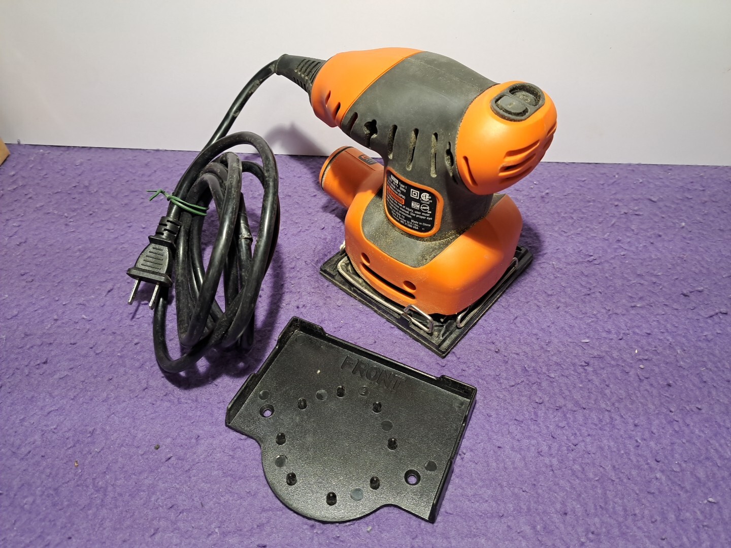 BLACK & DECKER FS540 Finishing Sander Multi-Purpose Tool Works/missing dust bag