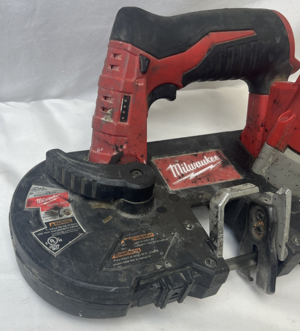 Milwaukee 2429-20 12v Cordless Sub-Compact Band Saw