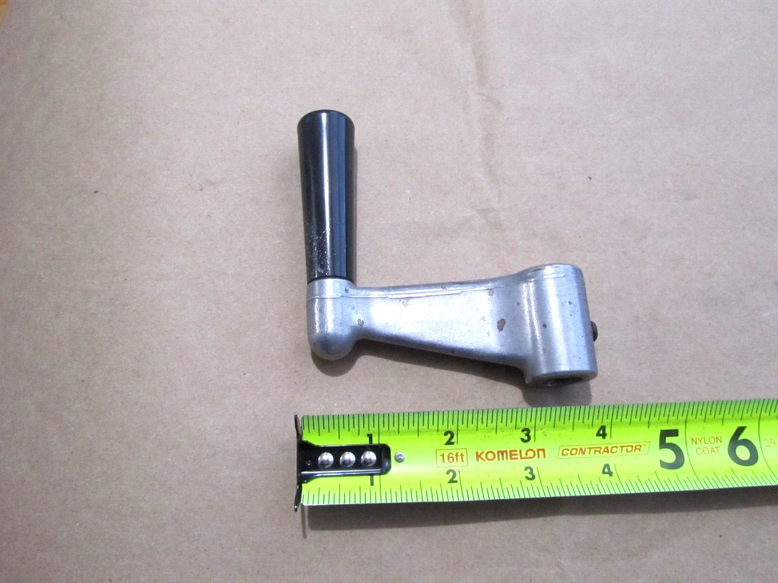 Rockwell-Delta 10&Prime; Deluxe Radial Saw 424-08-333-0002 Elevation Crank Handle
