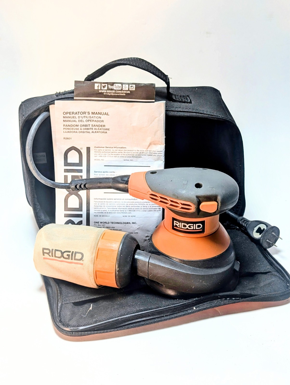 RIDGID R26011 5 in. Random Orbital Sander with Case and Manual