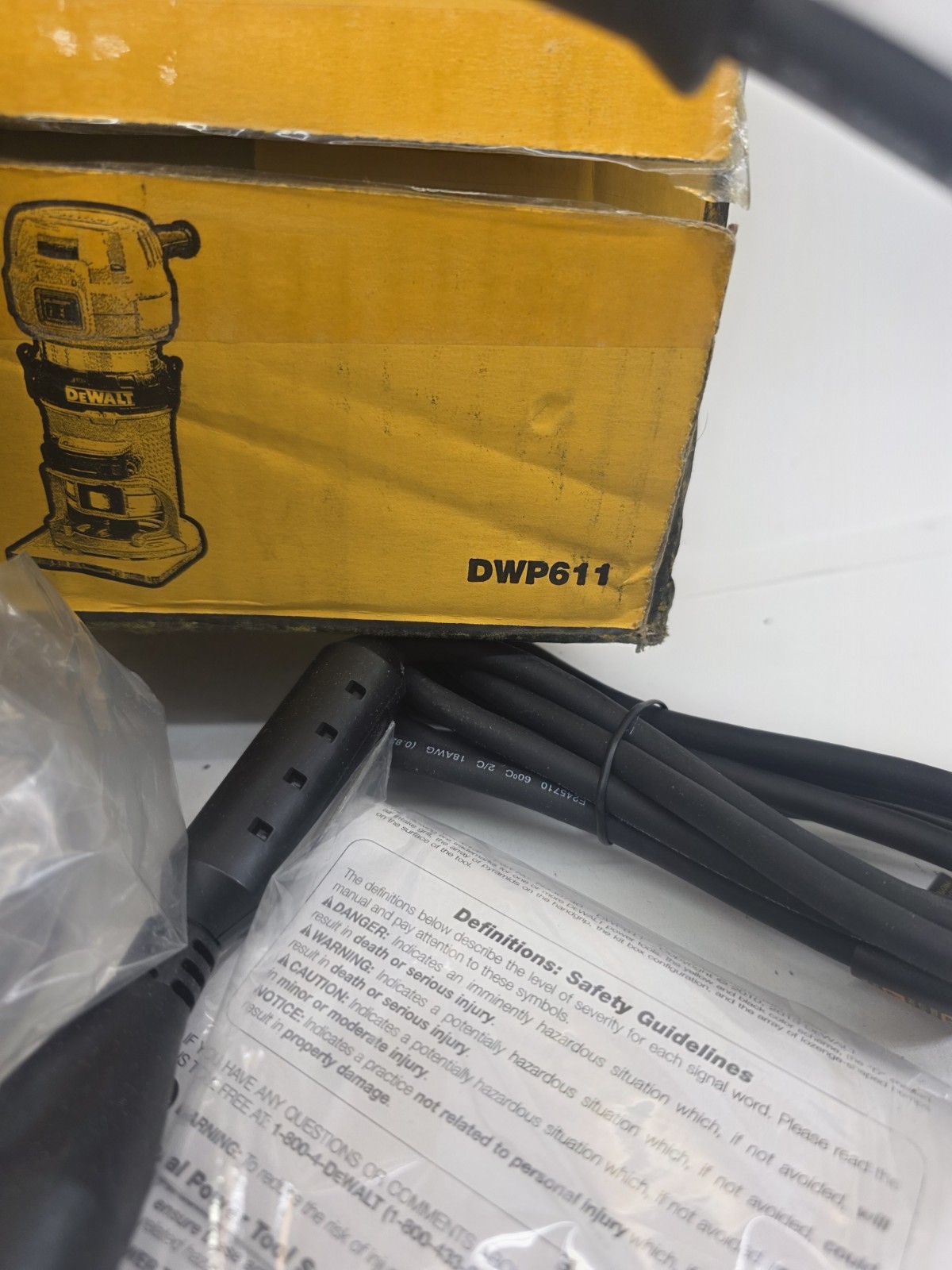 DEWALT DWP611 1.25 HP Max Torque Compact Router