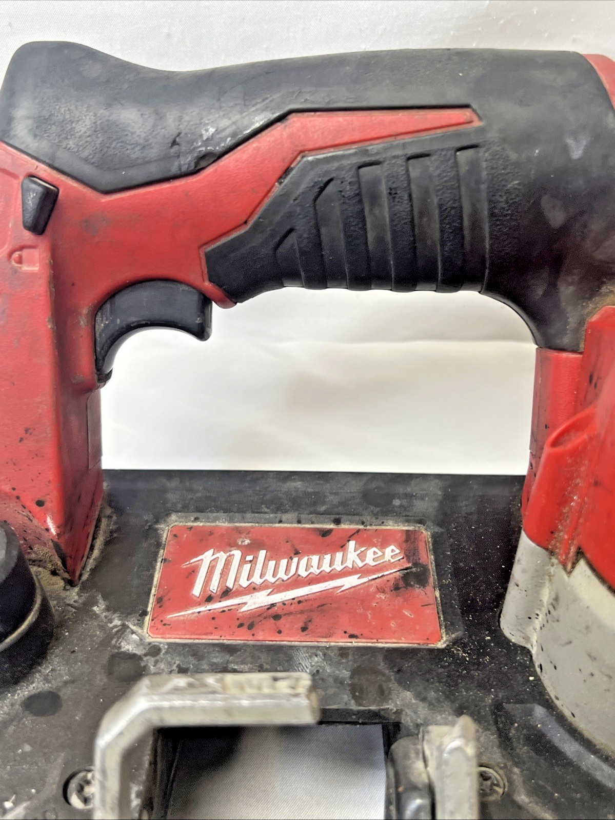 Milwaukee 2429-20 12v Cordless Sub-Compact Band Saw