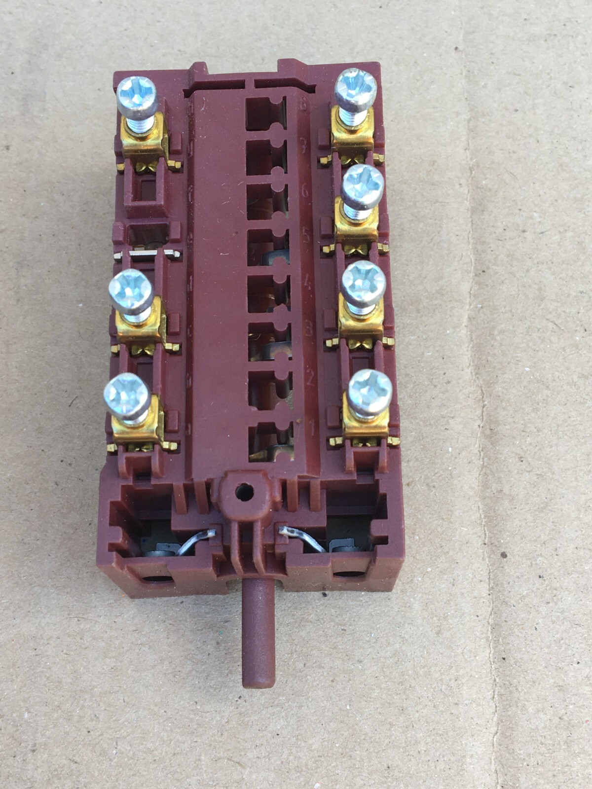 Operation switch 4 operating Positions 5NO sequence 0-1-2-3 16A Shaft 6×4.6mm