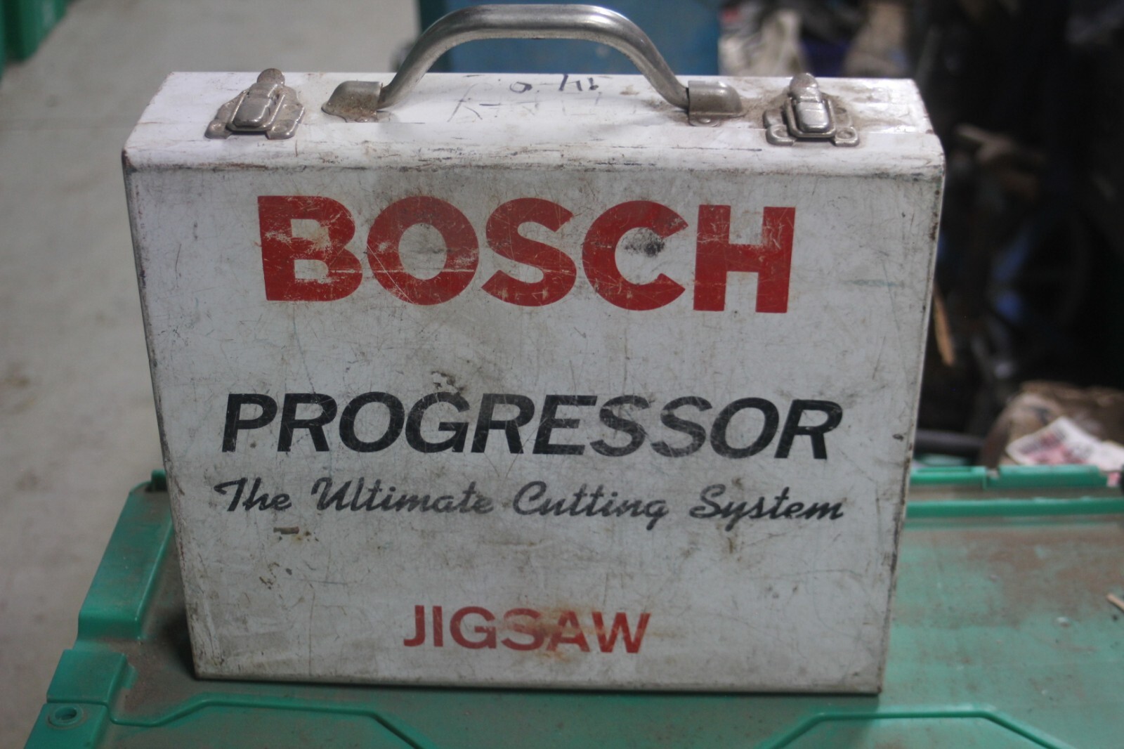 Bosch Jigsaw 1587AVS