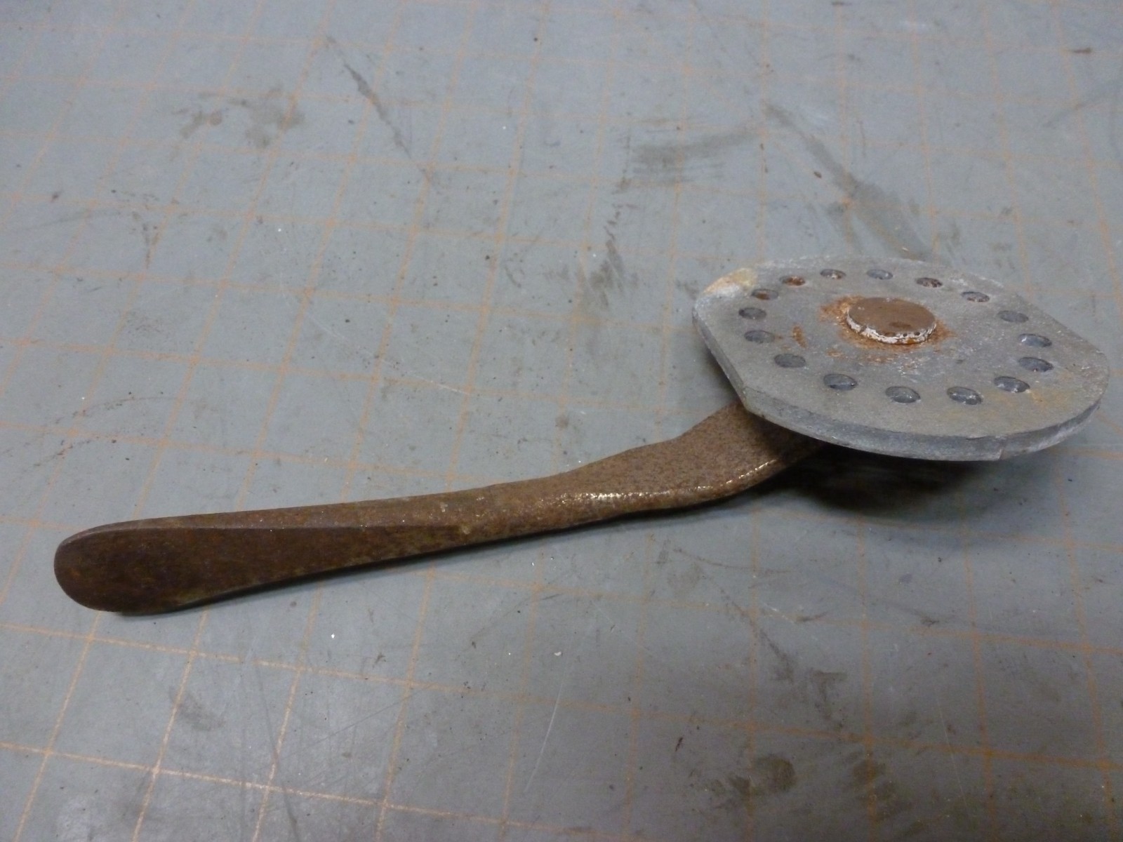 Genuine Used Craftsman Yoke-Carriage Lever Lock For 12&Prime; Radial Arm Saw 113.23301