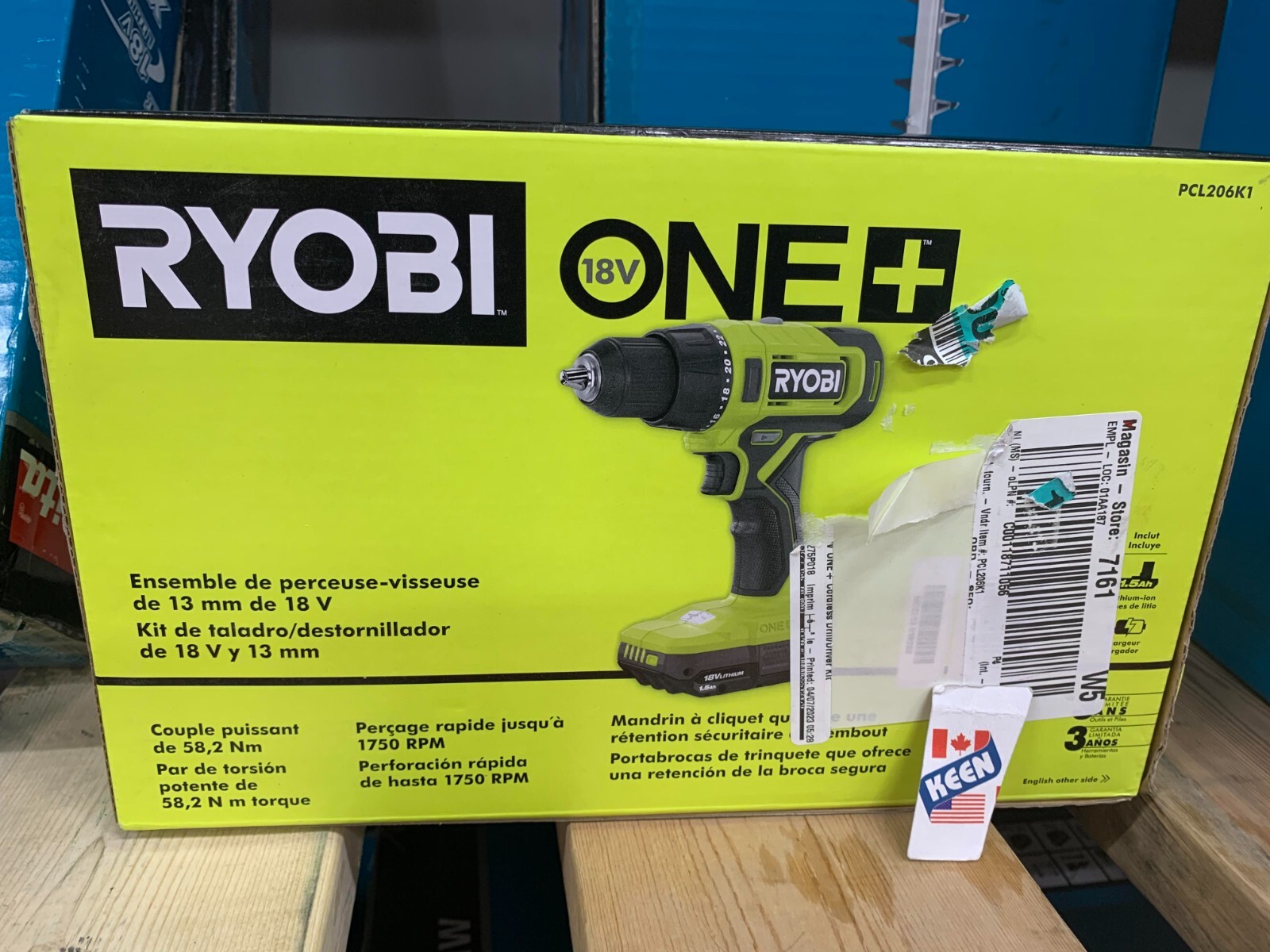 RYOBI CANADA 18V Li-Ion Cordless Drill/Driver Battery & Charger Kit