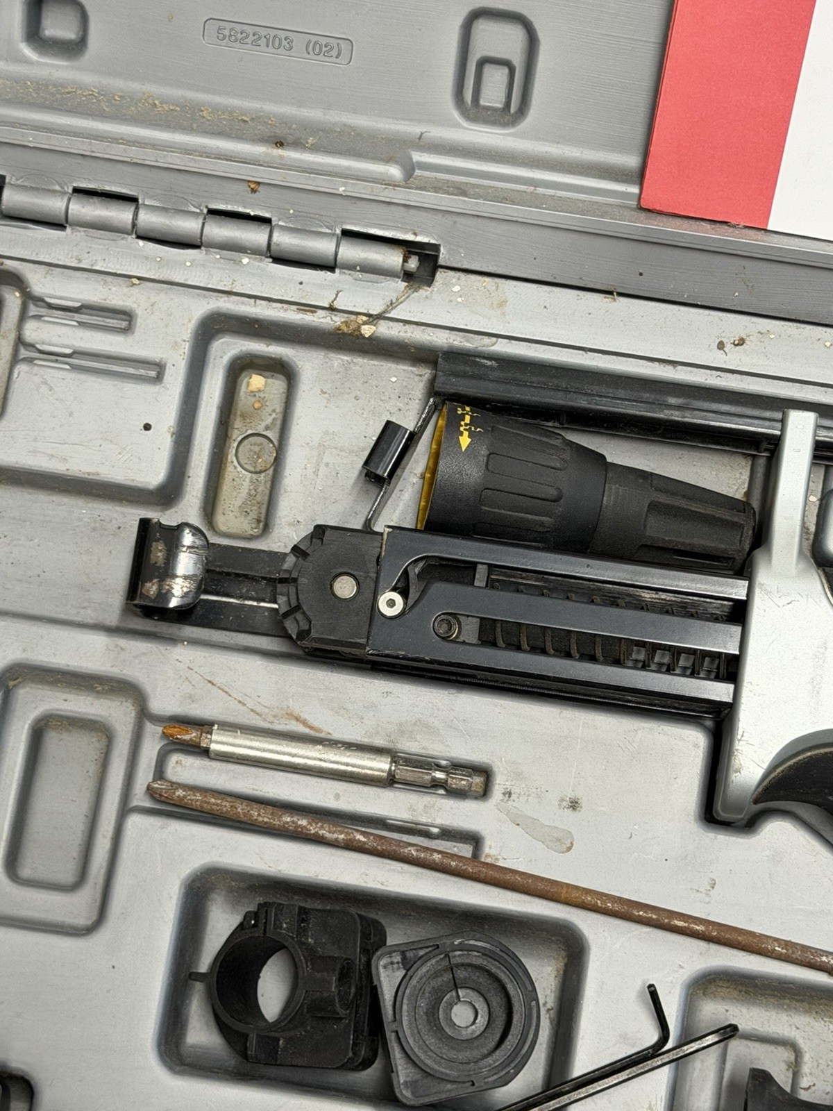 Senco DuraSpin DS300 Screw Fastening Attachment & Dewalt DW257 Screwgun