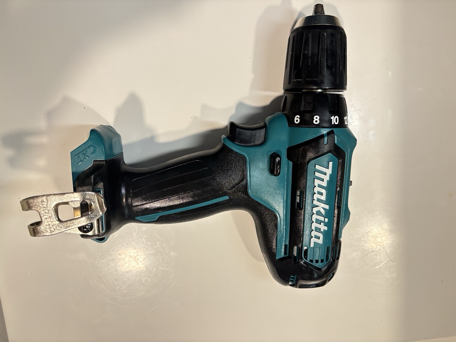 Makita FD05 12V Cordless Drill/Driver 3/8&Prime; Keyless Li-Ion Blue/Black Belt Buckle