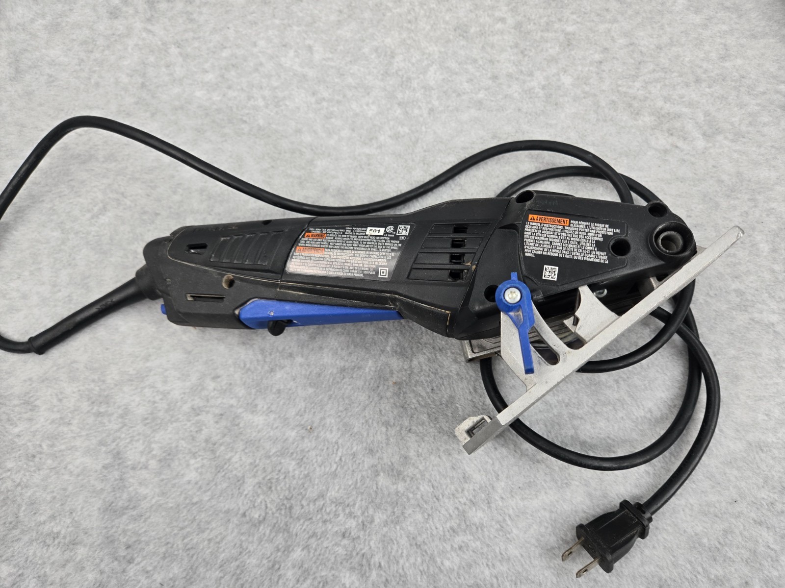 Dremel Ultra Saw US40 FO13US 4000 Bundle *Broken Depth Adjustment Lever*