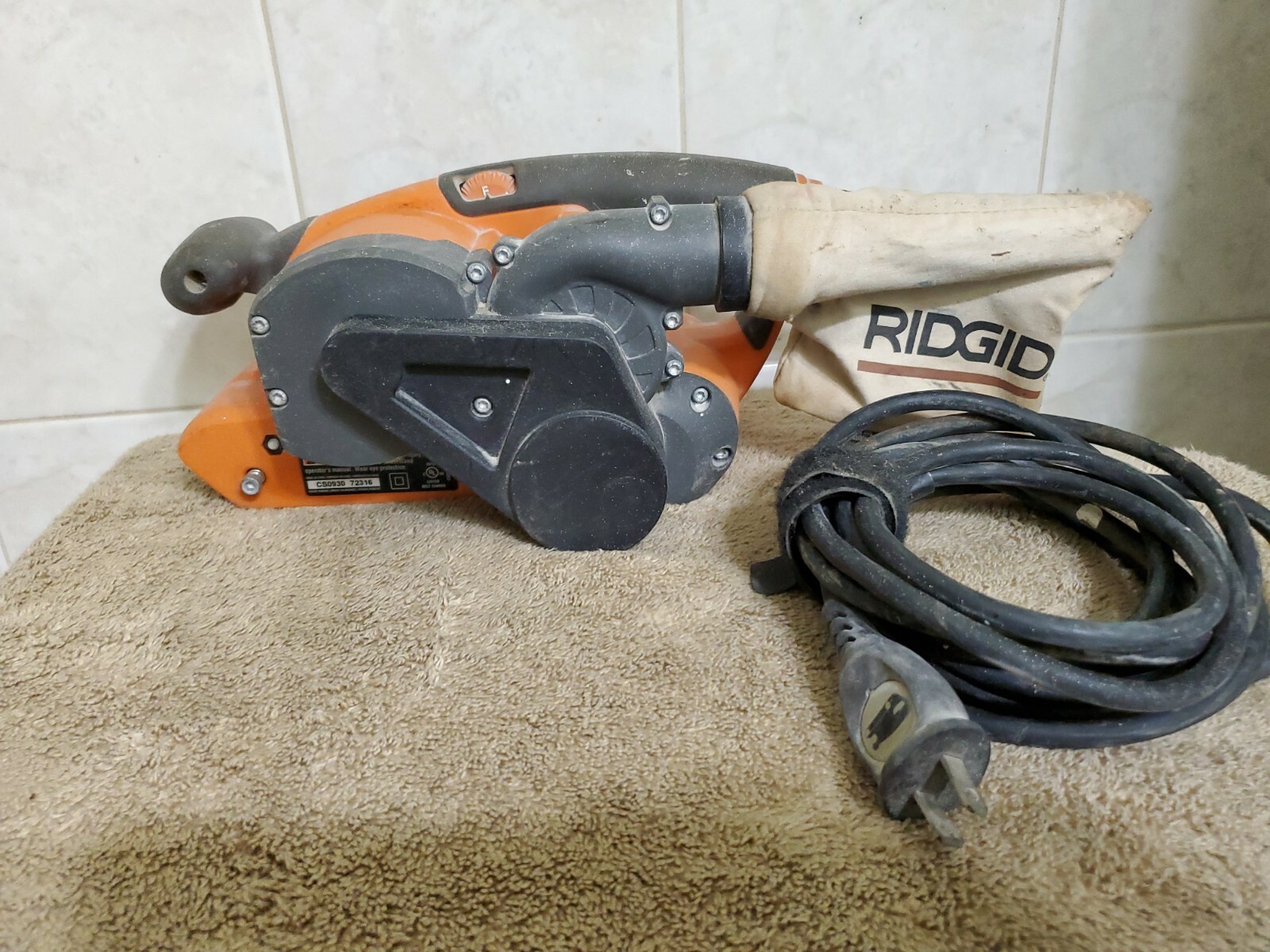 Ridgid 120V 6.5A Heavy Duty Variable Speed Belt Sander R2740
