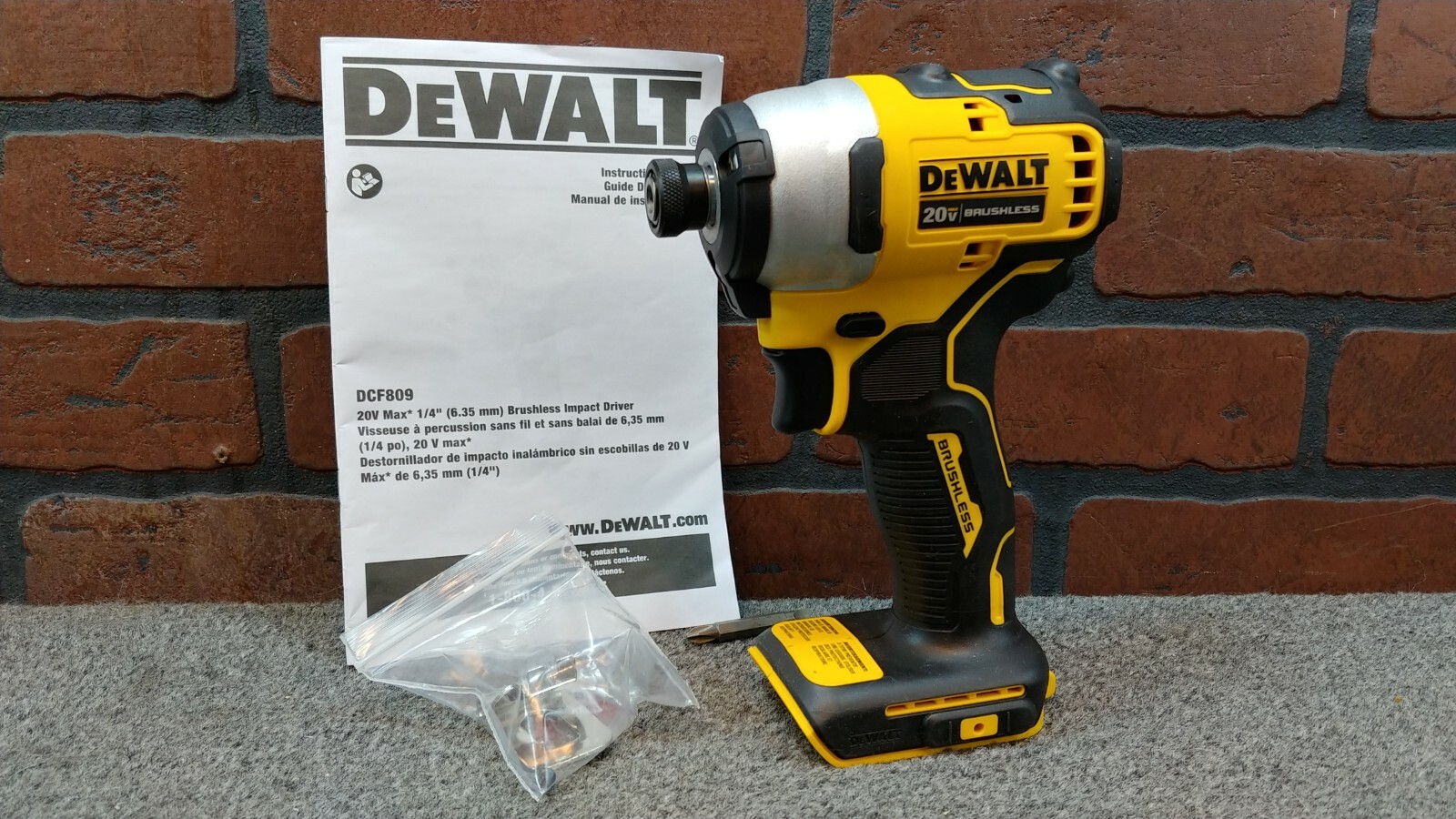 Dewalt DCF809 20V MAX Atomic Brushless 1/4&Prime; Compact Impact Driver-***NEW***