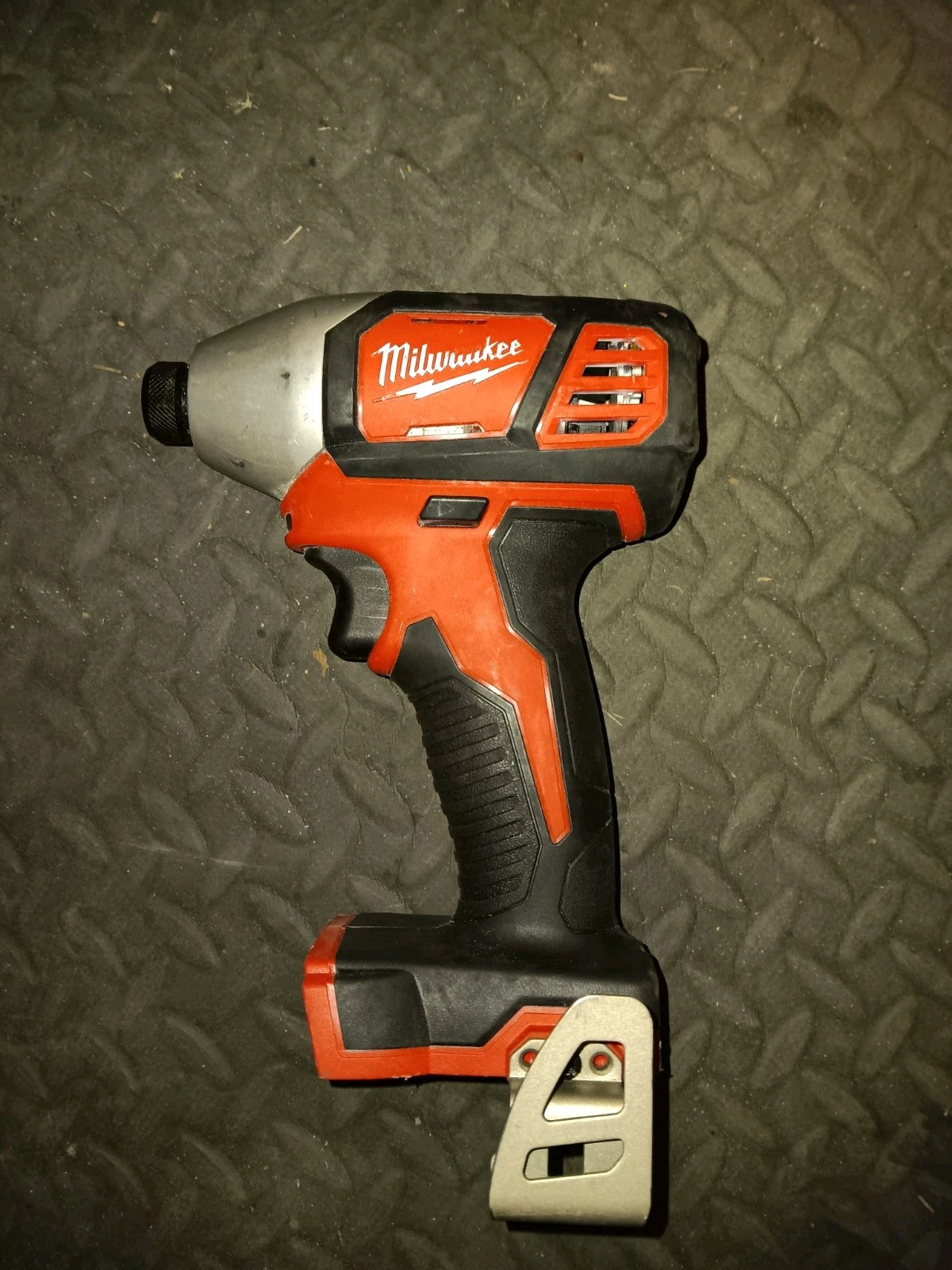 Milwaukee 2656-20 1/4&Prime; M18 Cordless Battery Hex Impact Driver 18 Volt 18V