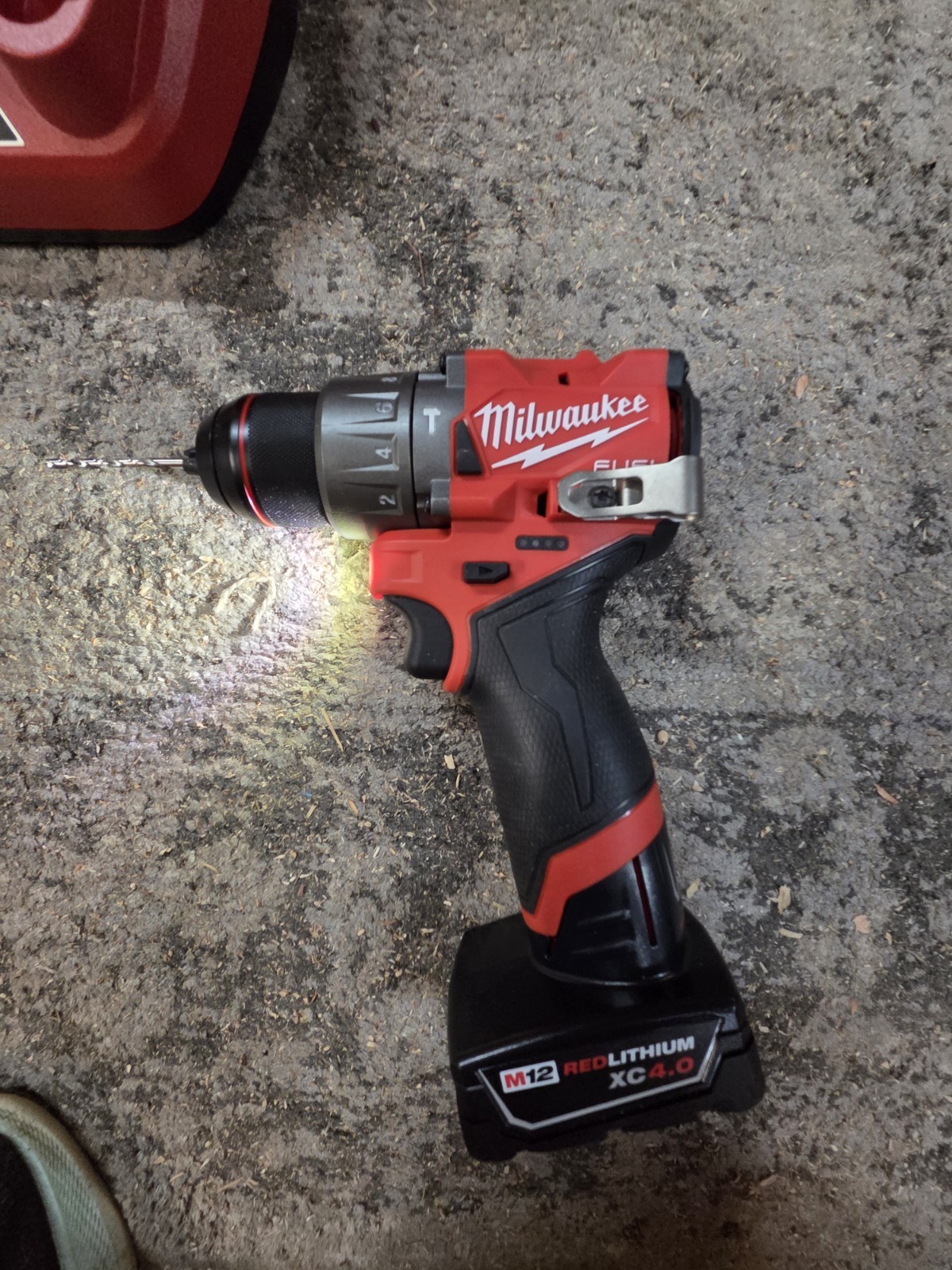 Milwaukee M12 FUEL 12V 1/2in Hammer Drill/Driver Kit Battery Charger Bag Manual