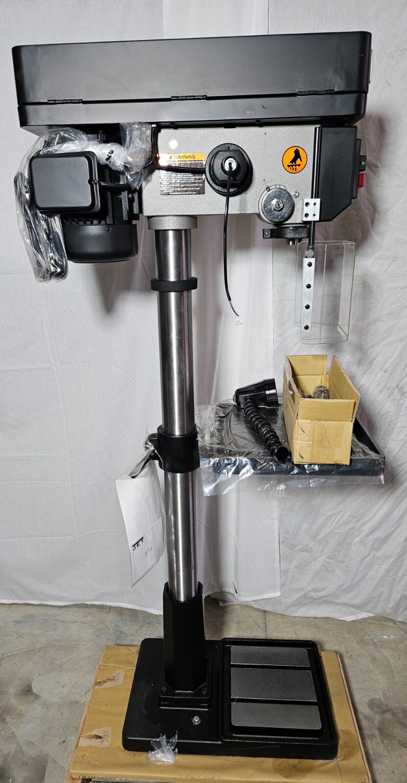 JET – IDP-17 – 17 in. Industrial Floor Drill Press Belt Fixed 115/230v 16 7/8 Sw