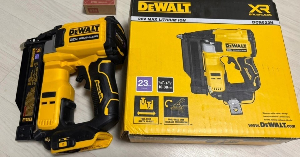 DEWALT 20V MAX Cordless Pin Nailer DCN623N/ Brushless/ Bare Tool/ 23 Gauge