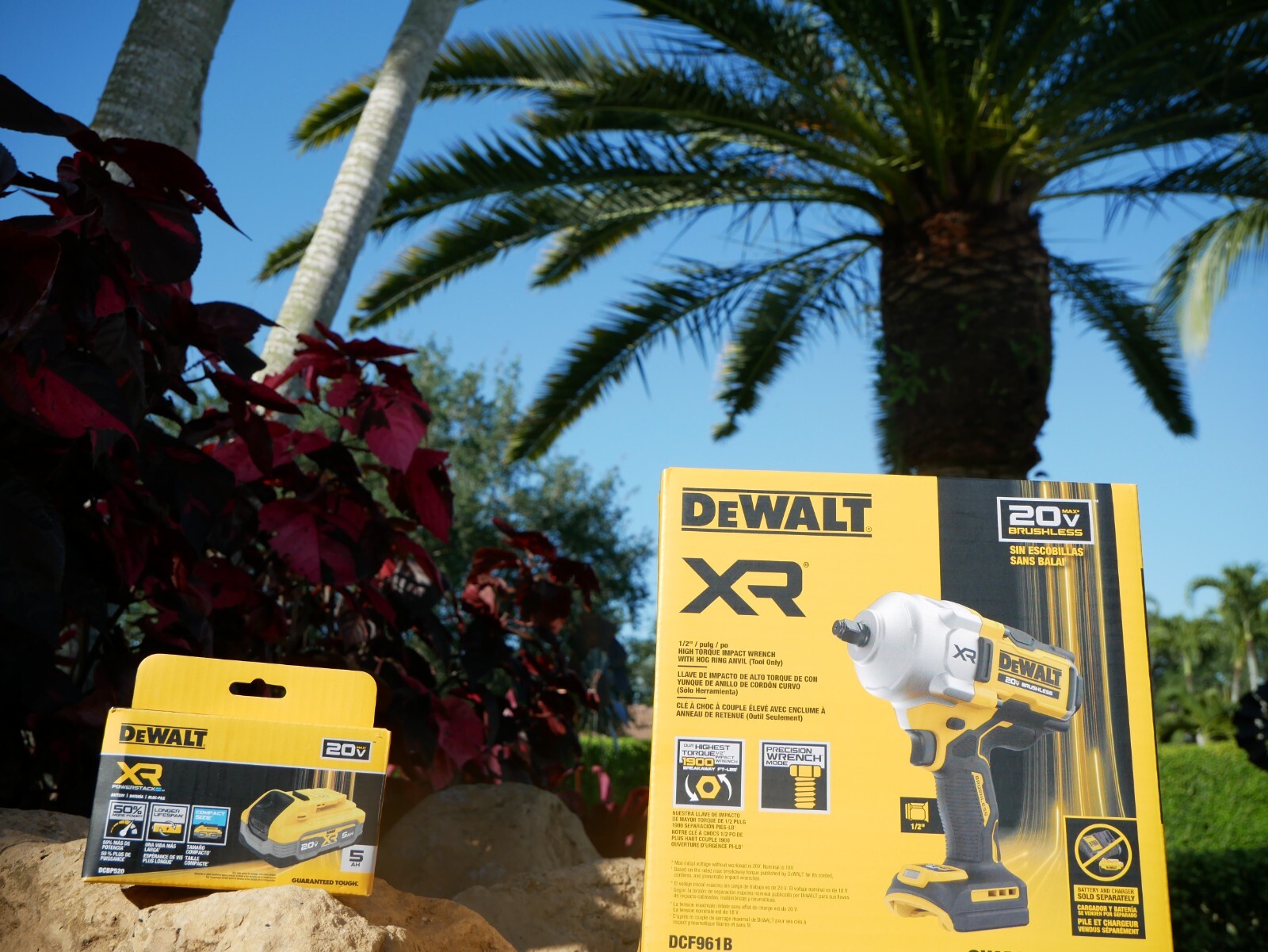 DEWALT DCF961B 20V MAX XR BL 1/2 in. Impact Wrench & FREE POWERSTACK 5.0 BATTERY