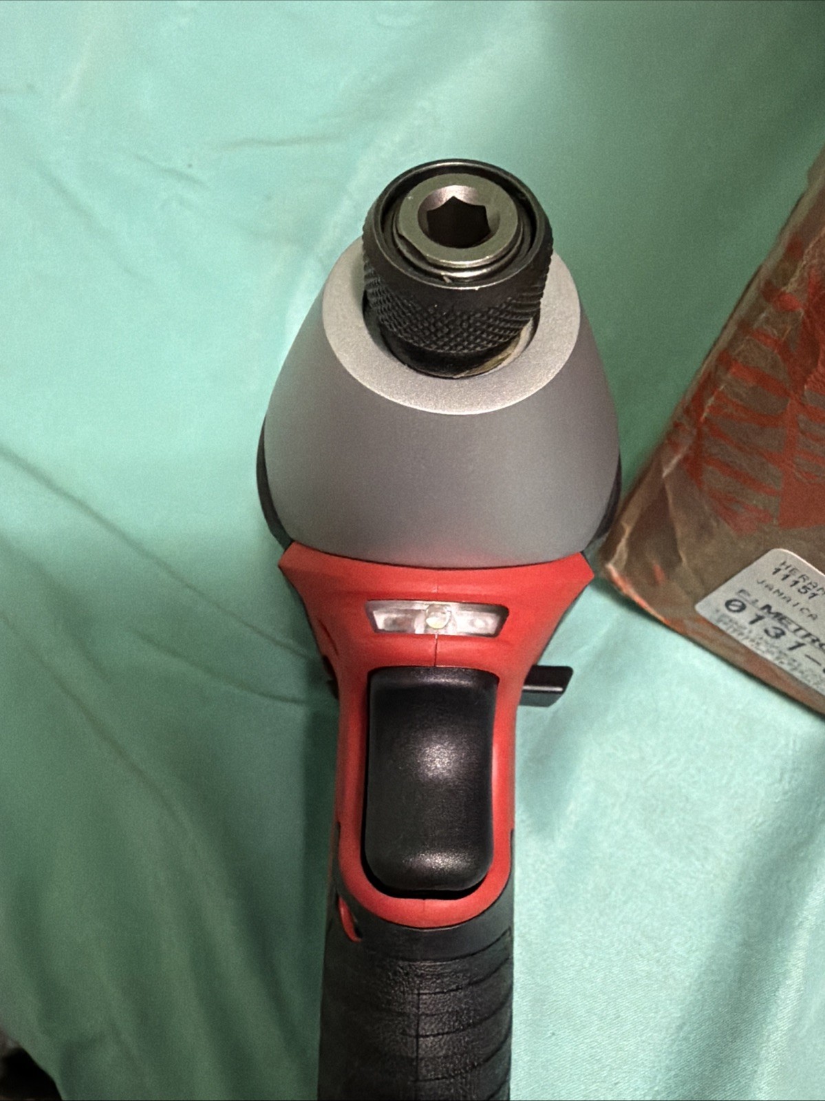 Milwaukee 2656-20 1/4&Prime; M18 Cordless Battery Hex Impact Driver 18 Volt 18V