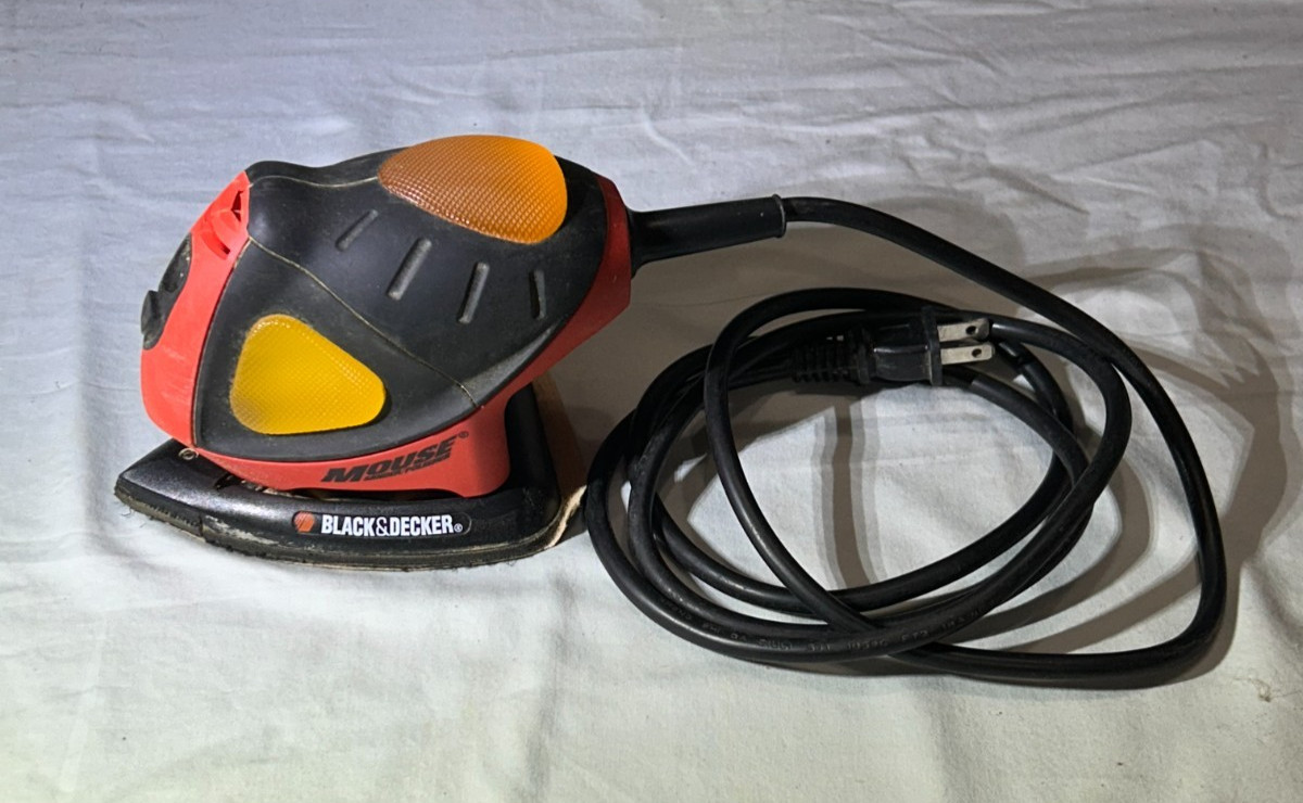 Black & Decker Mouse MS550G Sander/Polisher Type 1 – 120V AC