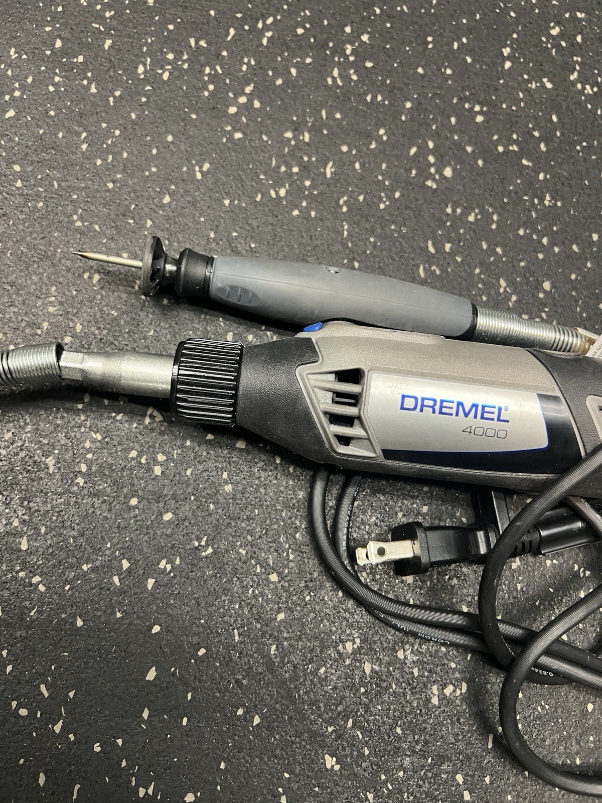 Dremel 4000-6/50 Variable Speed High Performance Rotary Tool Kit – Good conditio