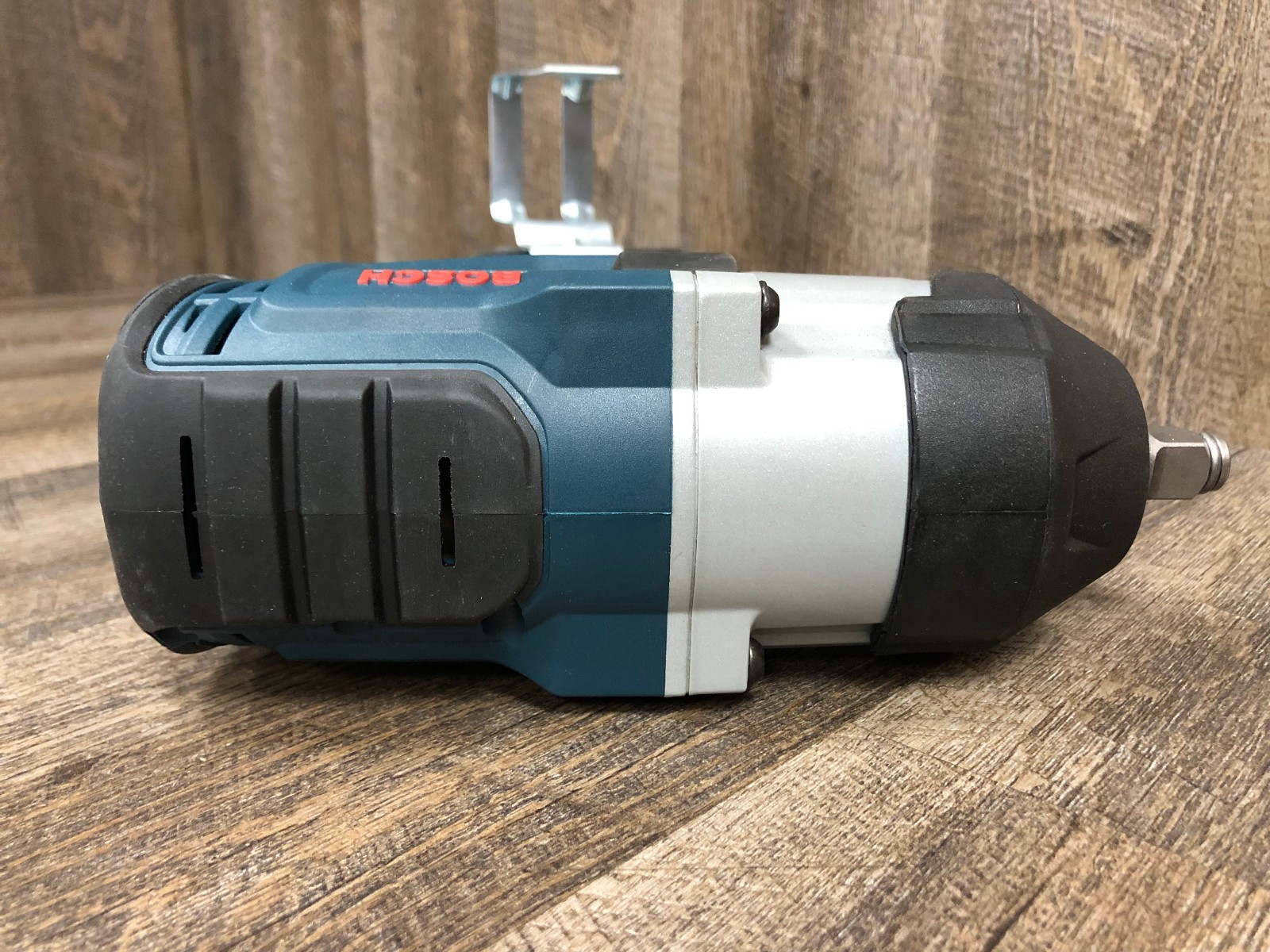 New BOSCH Profactor 1/2&Prime; Brushless Impact Wrench w Friction Ring GDS18V-740 Open