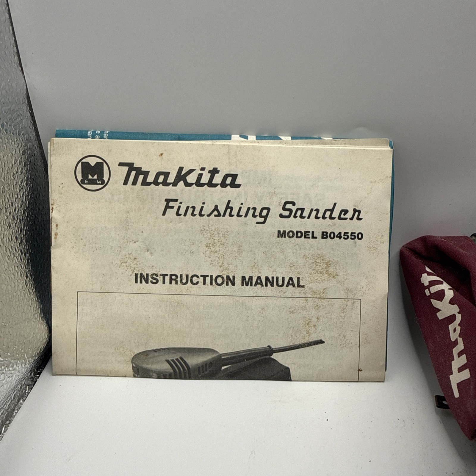 Makita Finishing Sander Corded Model B04550 TESTED / WORKS