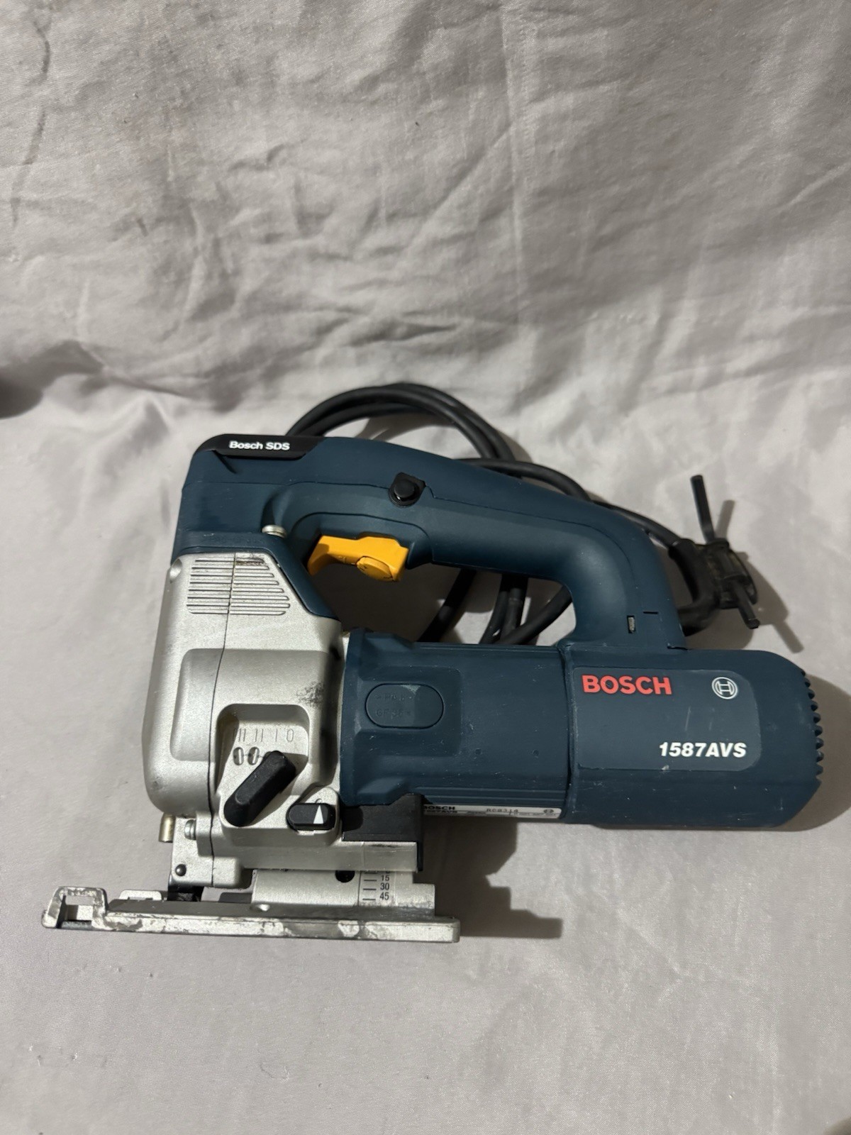 Bosch 1587AVS Variable Speed Aluminum Jigsaw | Corded 5-Amp Works USA