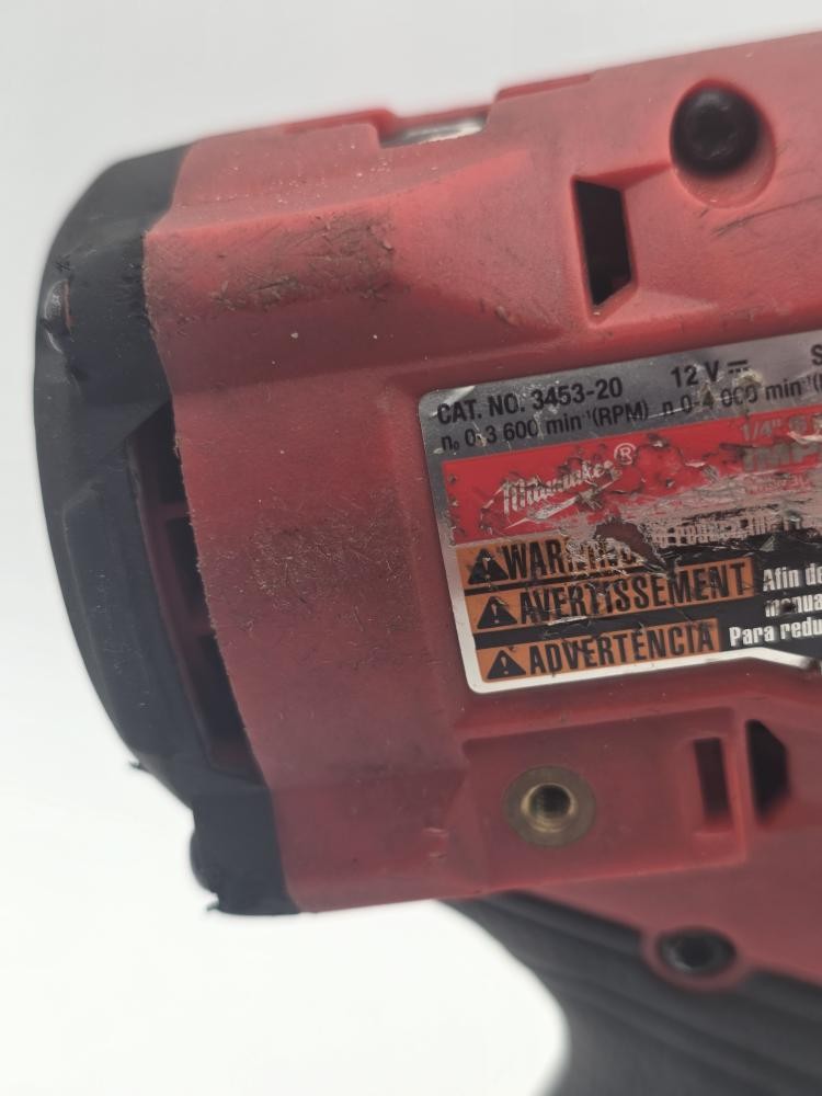 Milwaukee 3453-20 M12 12V 1/4&Prime; Hex Impact Driver w/ XC4.0 Battery & Charger