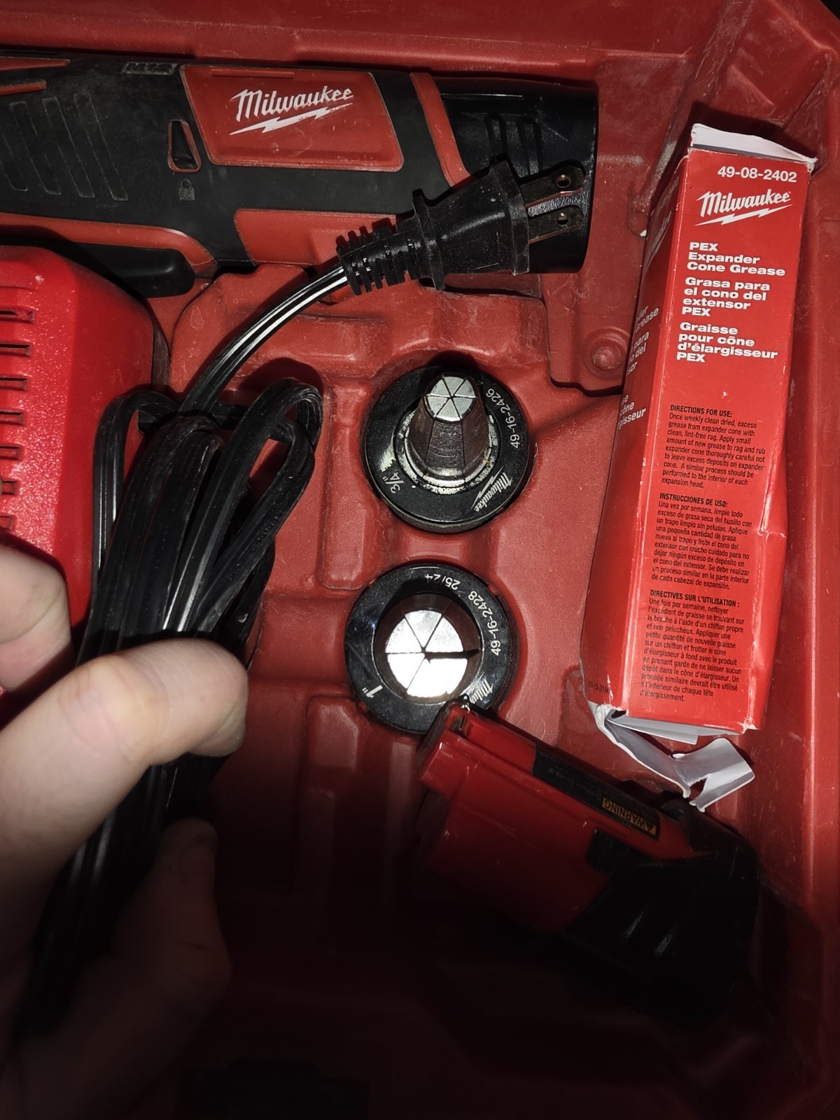 Milwaukee 2474-22 M12 PEX Expander Kit 1/2 3/4 1” Heads Batteries Charger SKU-79