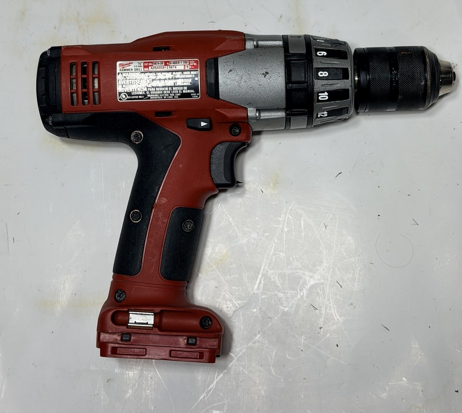Milwaukee 0824-20 V18 18V 1/2” Cordless Hammer Drill Driver Tool Only Works