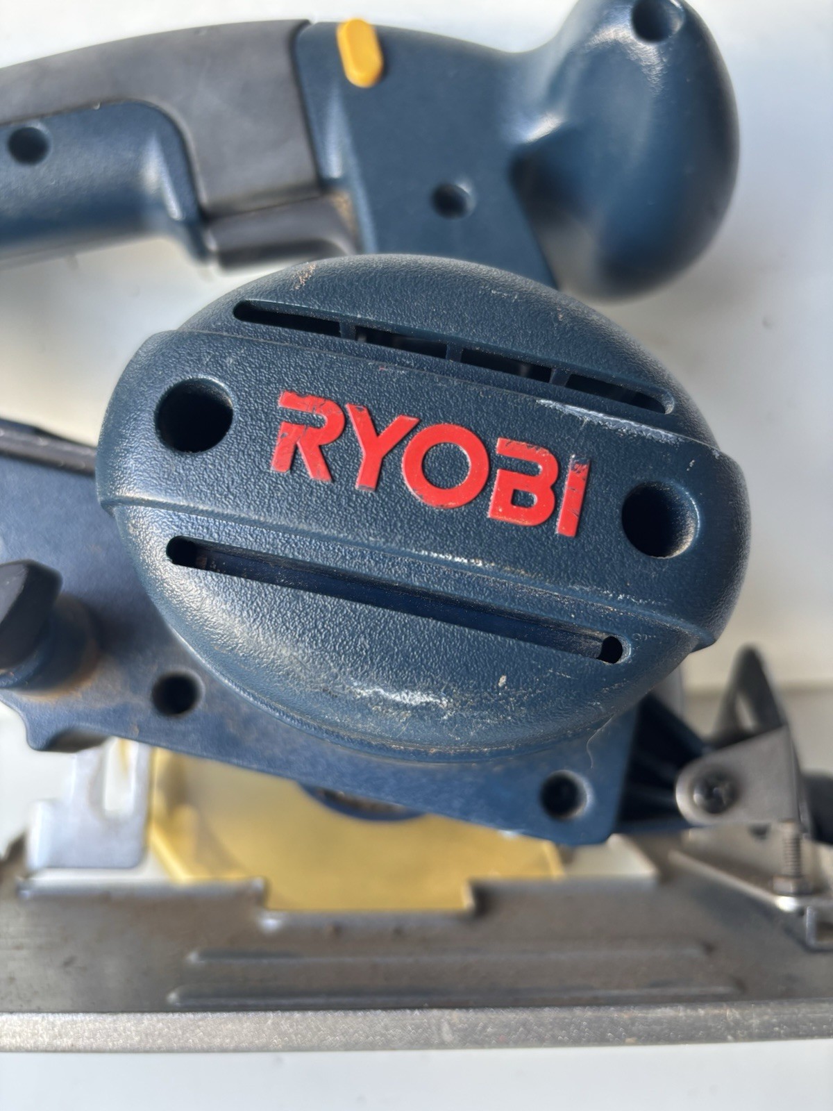 Ryobi R10631 18V 5-1/2&Prime; Cordless Circular Saw Tool Only – Tested Works & Intact